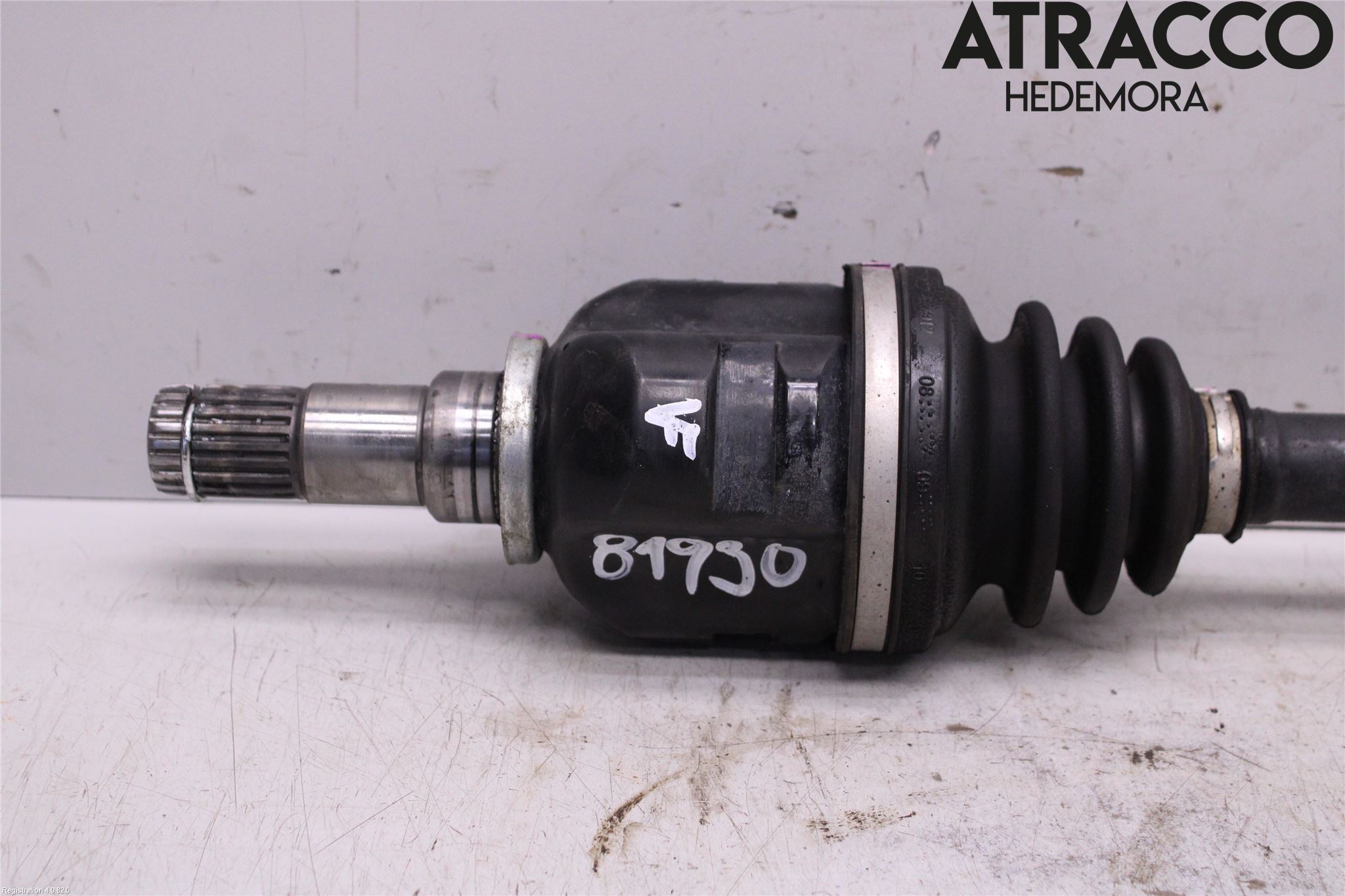 Toyota YARIS XP130 15-20 Drivaxel Fram Vänster