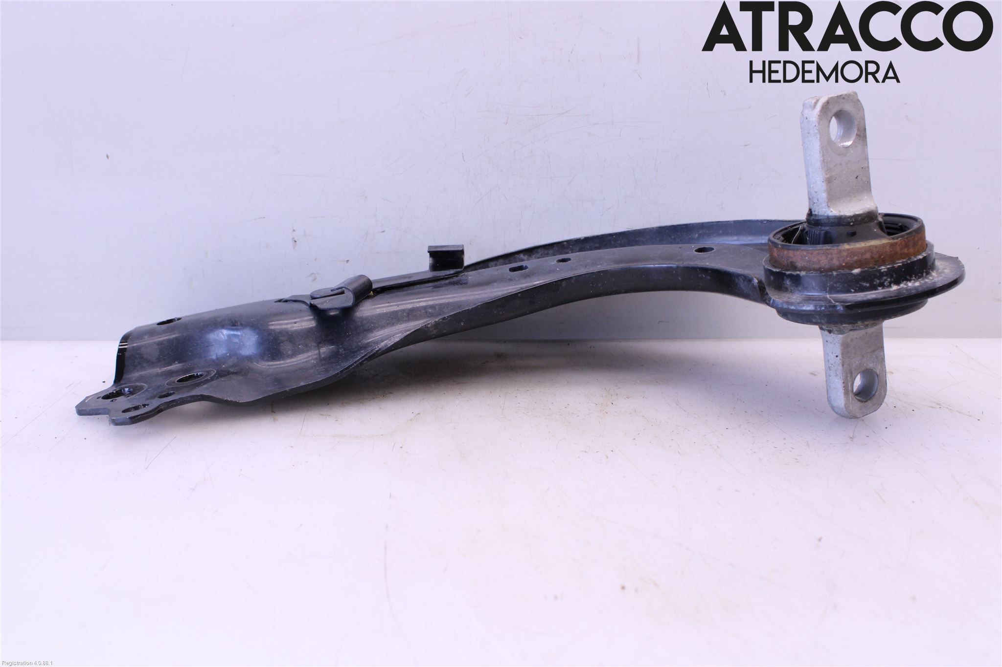 Toyota RAV4 19- Bärarm Bak Höger