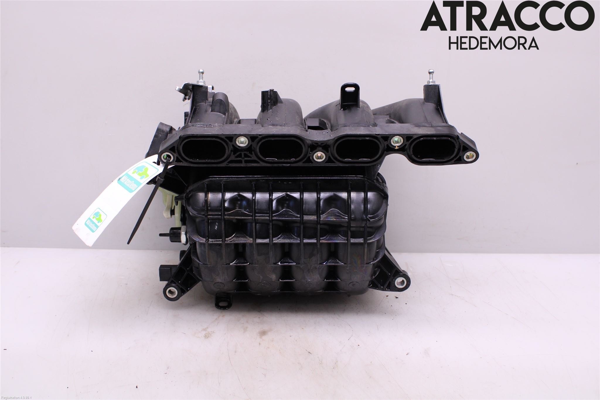 Toyota AVENSIS 16-18 Grenrör Insug