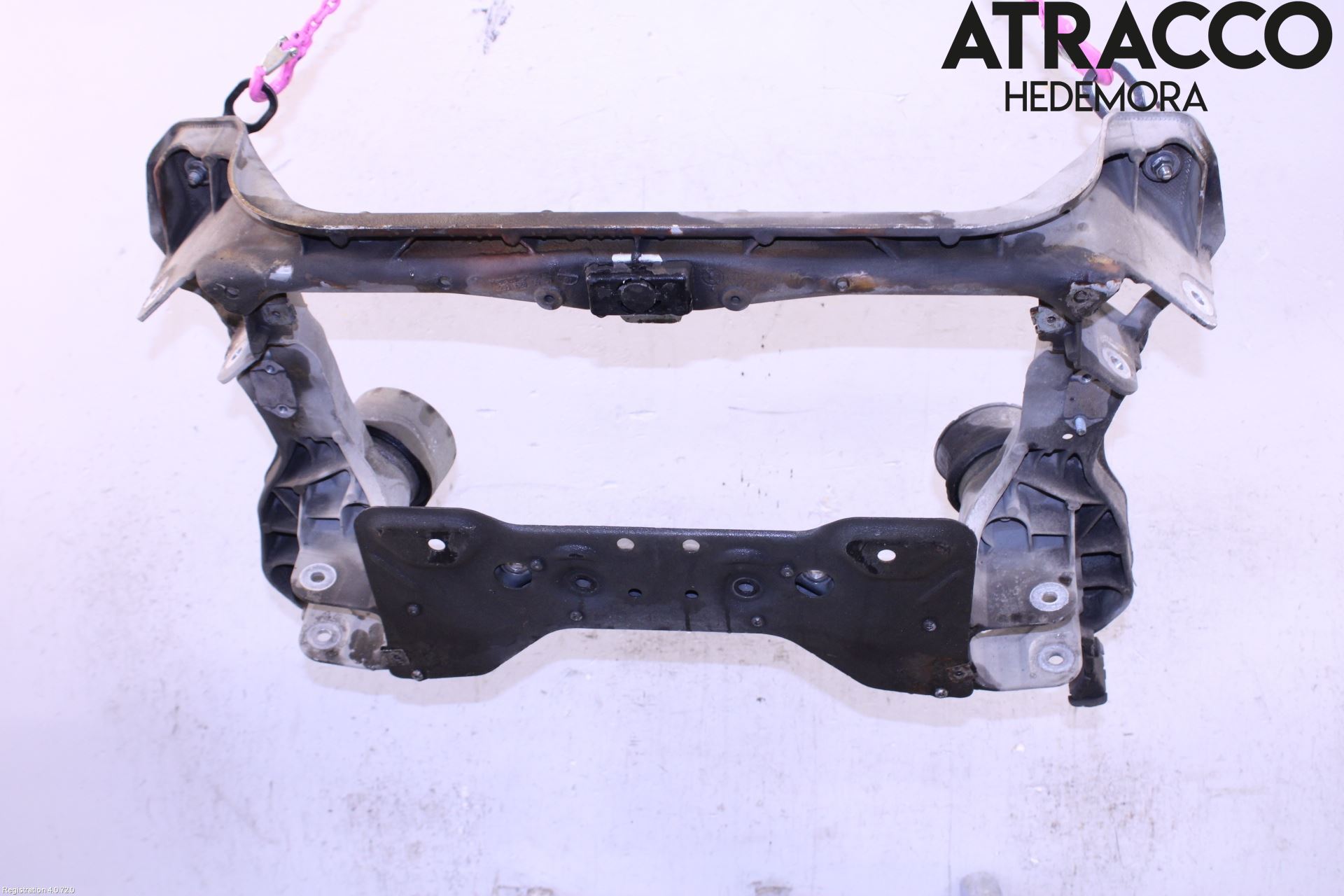 Mercedes-Benz MB C (203) 00-07 Framvagnsbalk