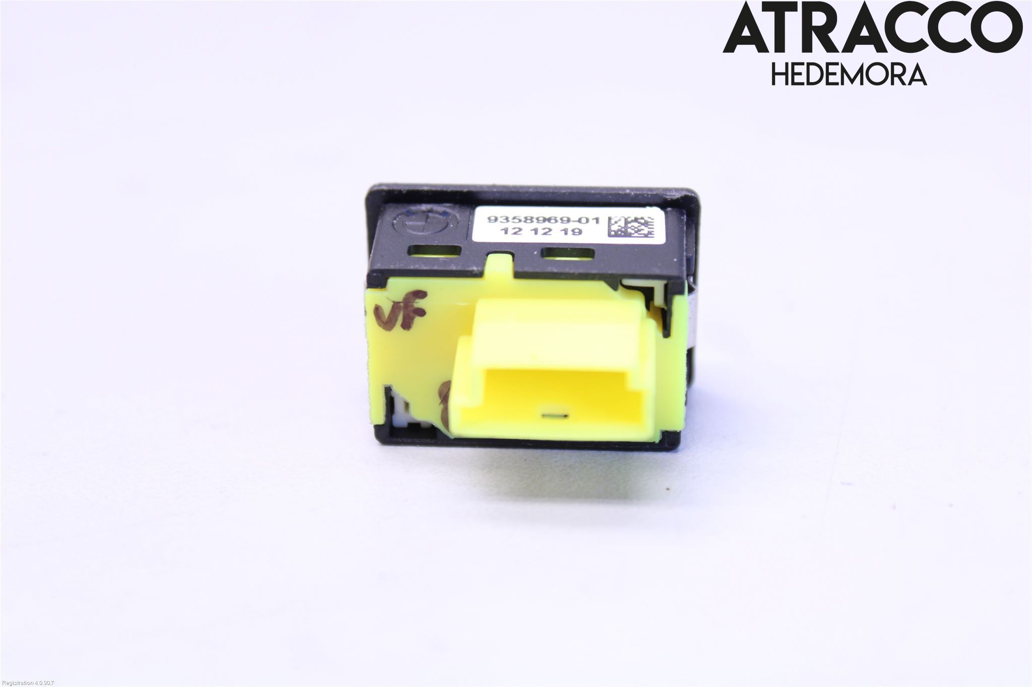 BMW 5 G30/G31/F90 17-23 Strömställare Tanklucka