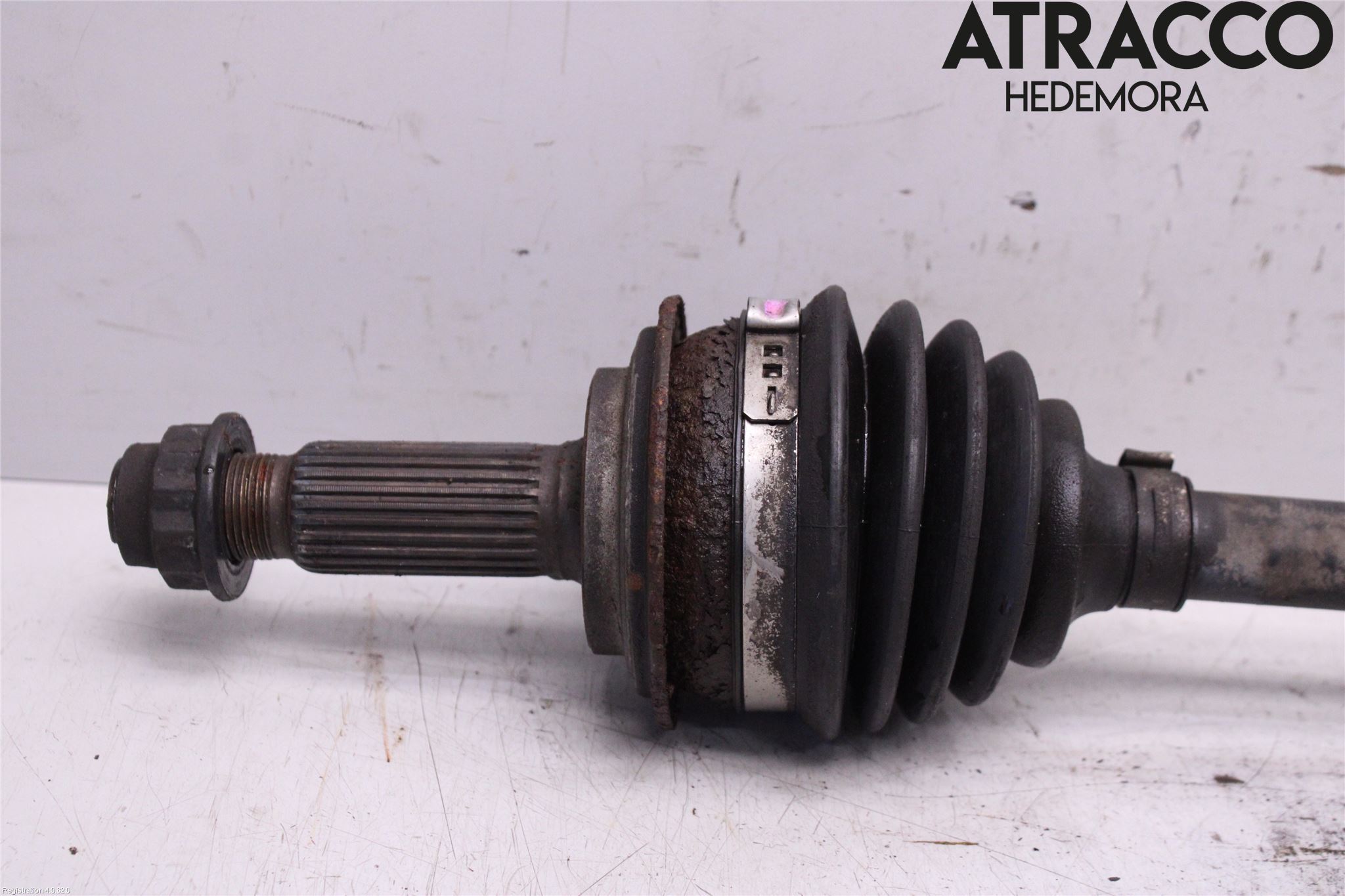 Toyota YARIS XP90 06-11 Drivaxel Fram Vänster