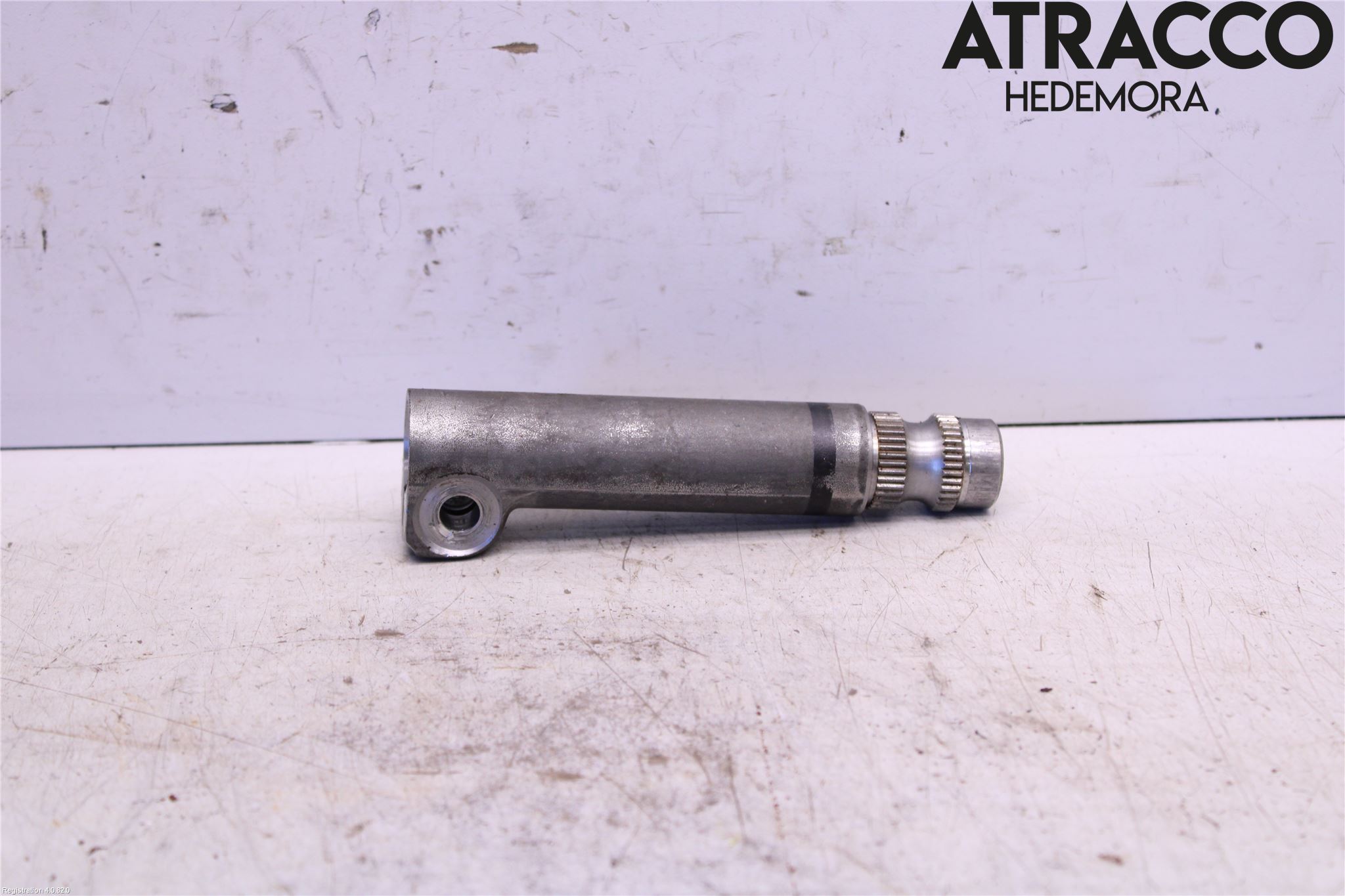 Toyota AVENSIS 09-15 Rattaxelknut