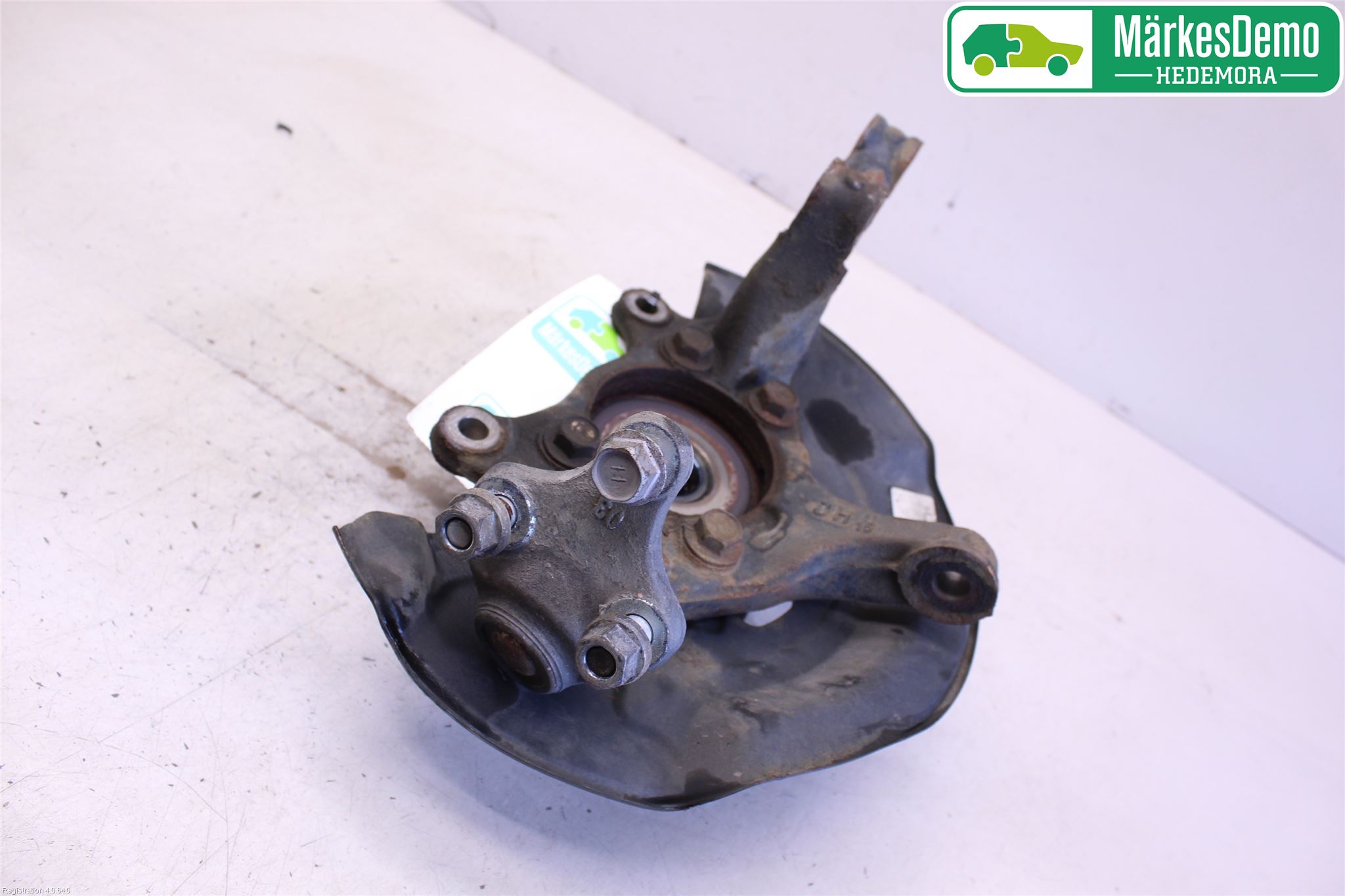 Toyota AURIS 13-19 Styrspindel Lagerhus Hö