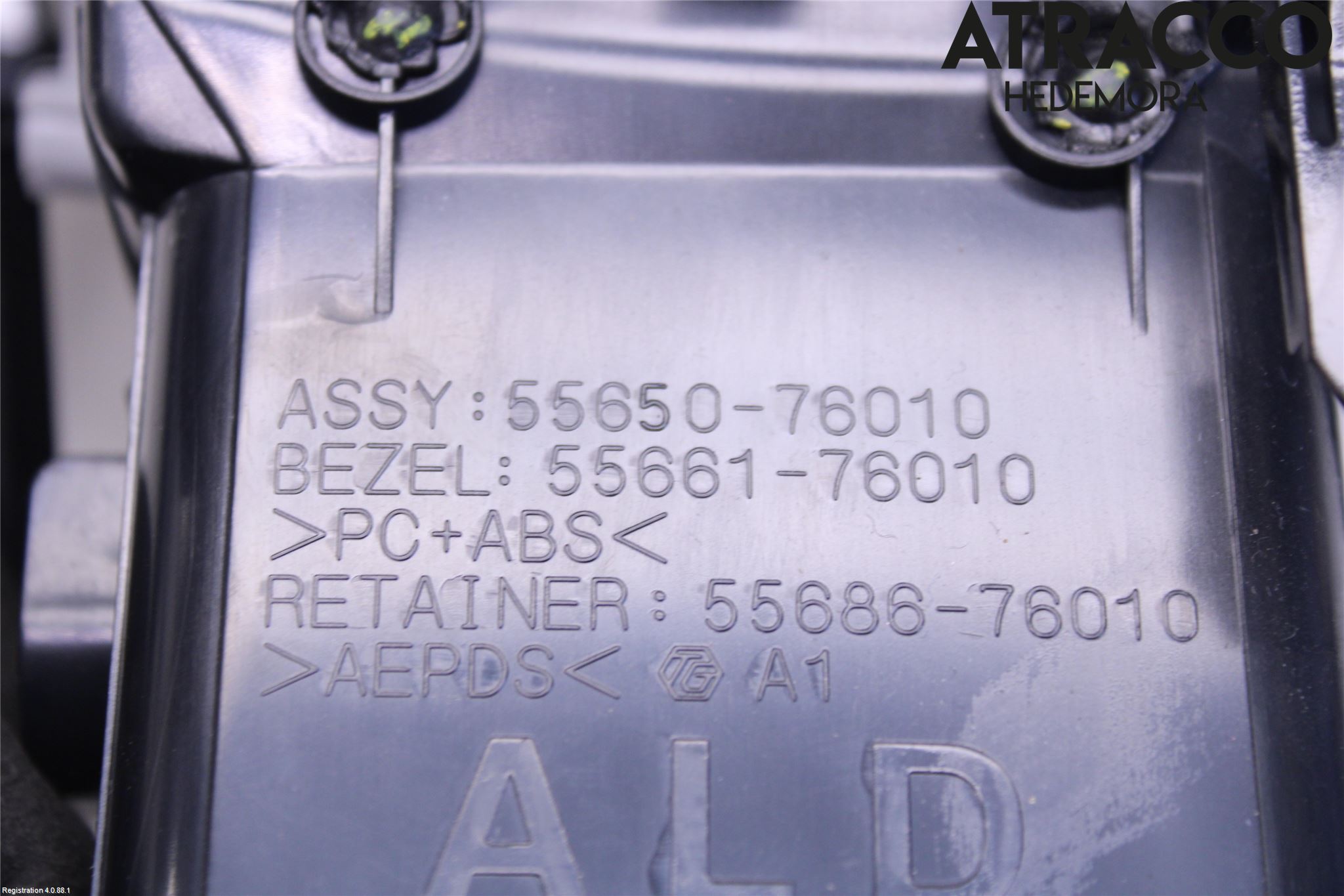 Lexus CT 200h Defrosterkanal-Munstycke