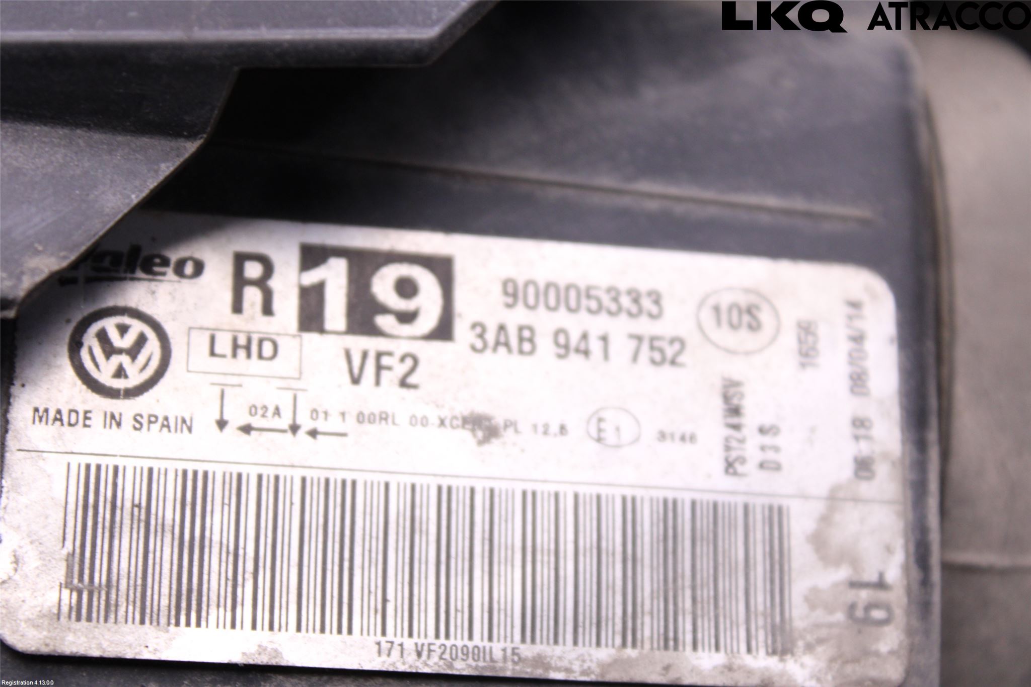 Volkswagen VW PASSAT 11-14 Strålkastare Höger