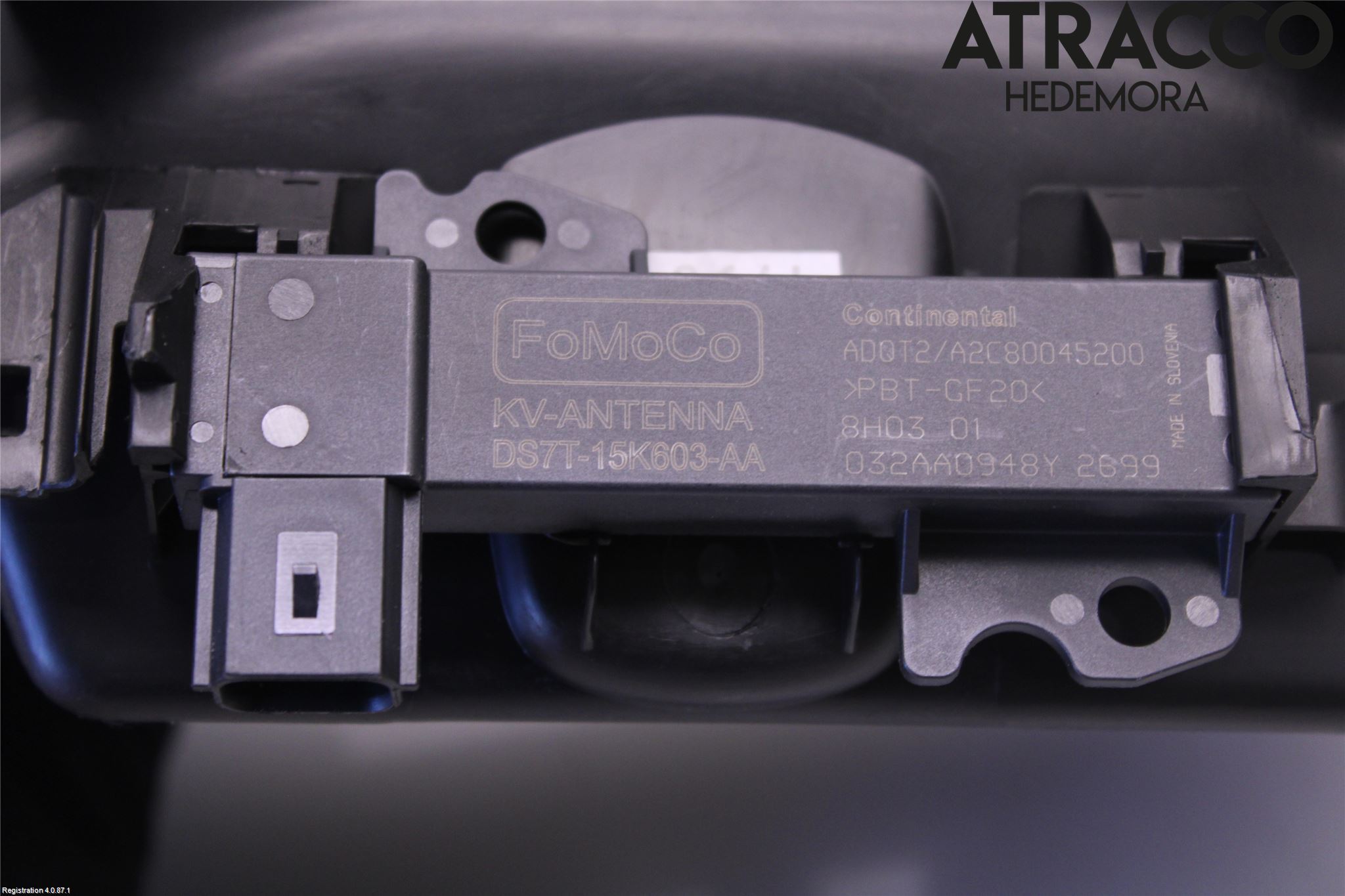 Ford FIESTA (VII) 18-23 Instrumentbräda Förvaringsfack