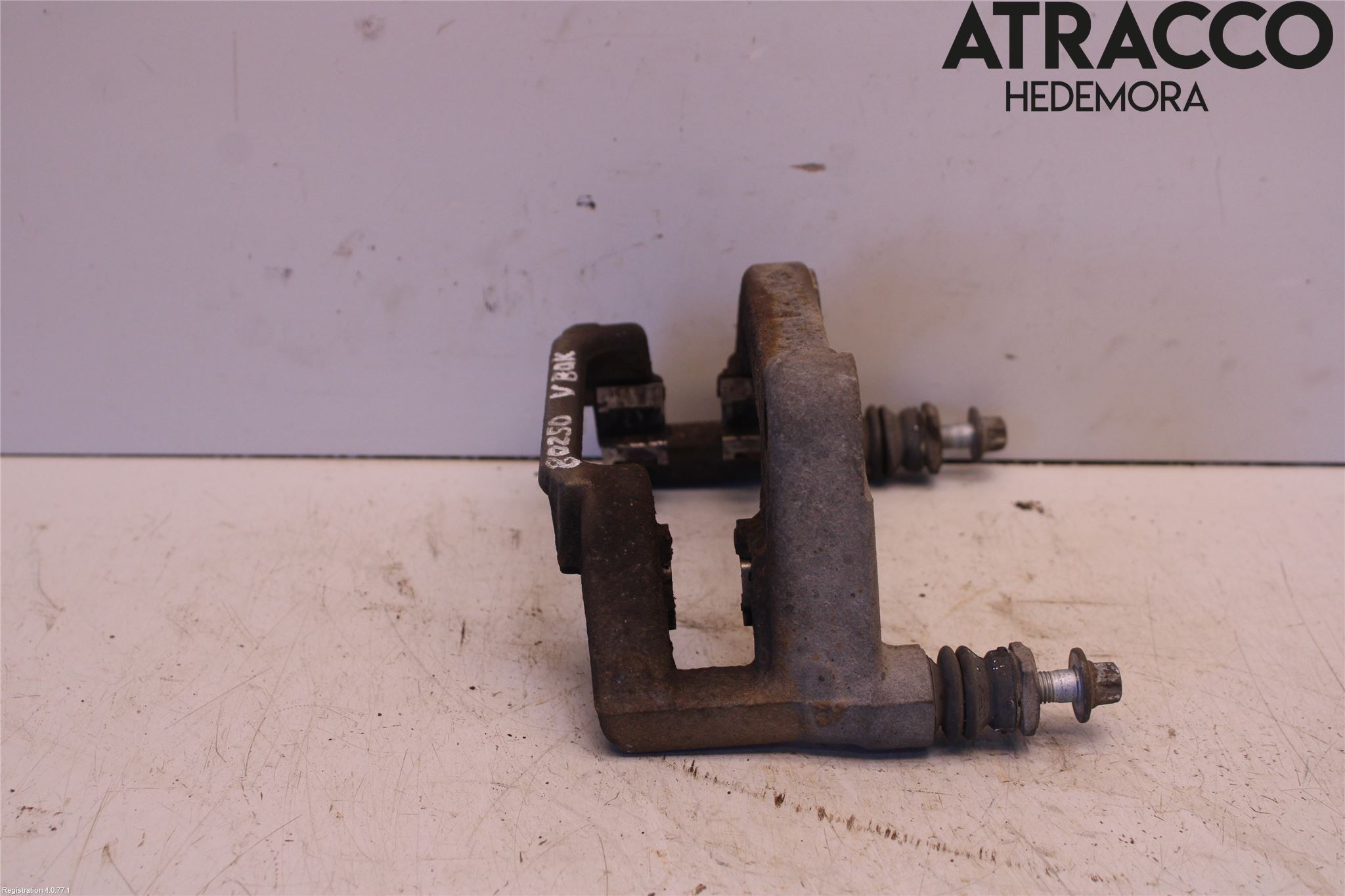 Peugeot 5008 17-24 Bromsokshållare