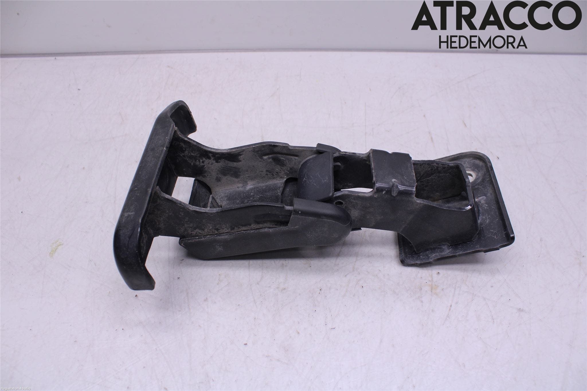 Peugeot EXPERT 15-16 Bakluckegångjärn Hö