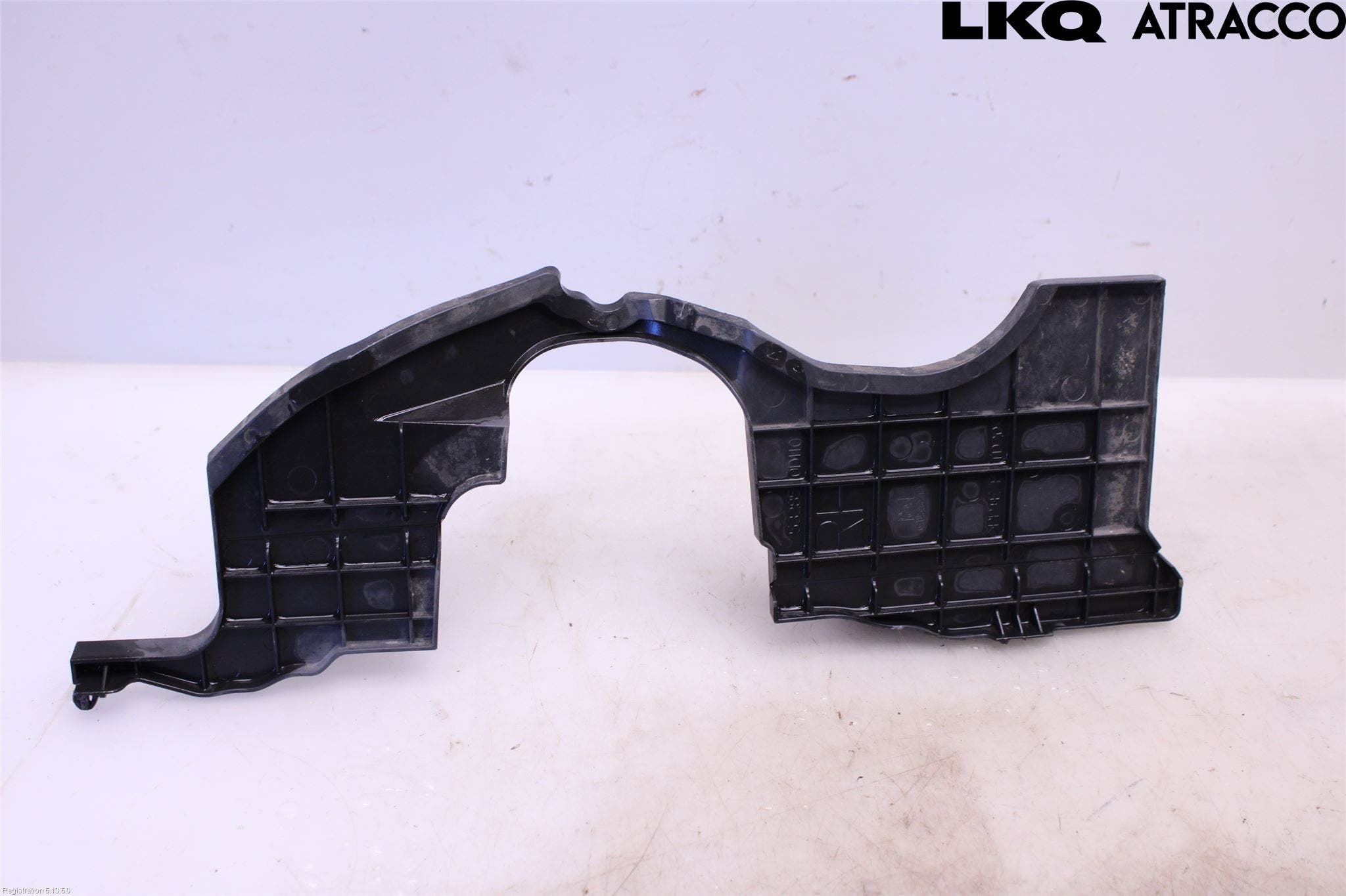 Toyota YARIS XP130 12-14 Deflektor Plåt-Plast Kylning