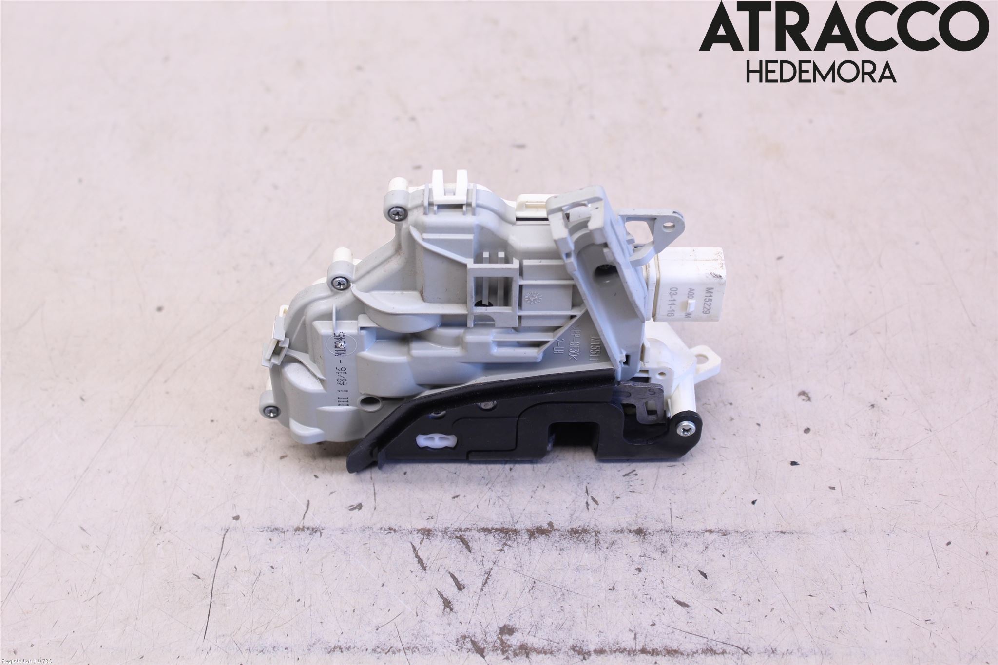 Audi Q3 8U 12-18 Låskista-Dörrlås