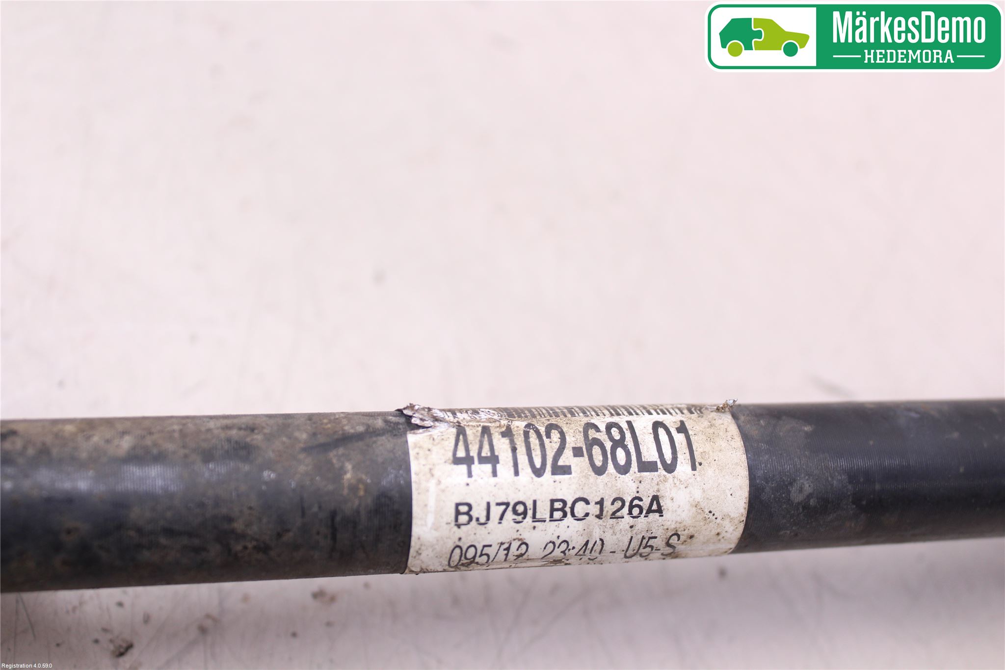 Suzuki SWIFT 11-16 Drivaxel Fram Vänster