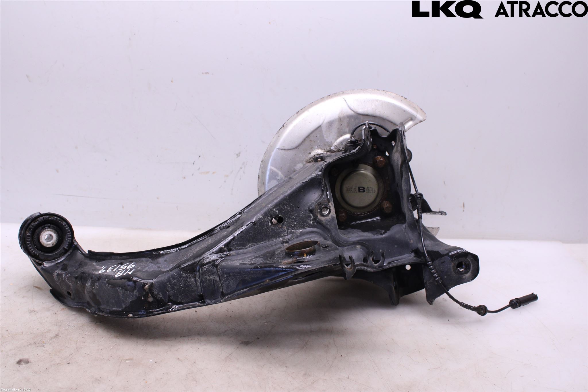 BMW 1 F40 19- Bärarm Bak Höger