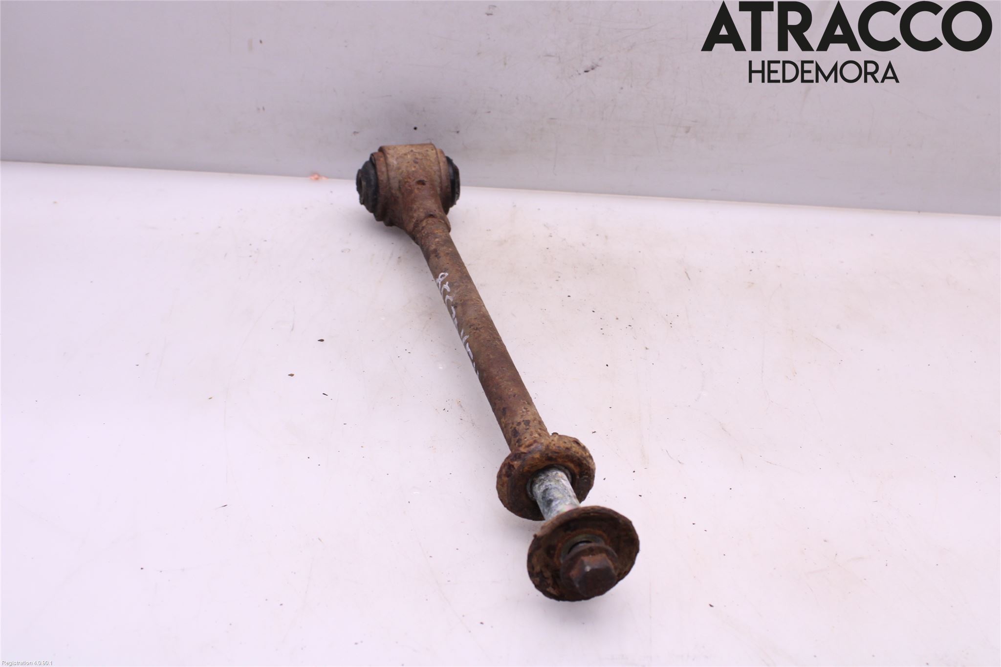 Volvo 940 91-98 Bärarmsstag Fram Vänster