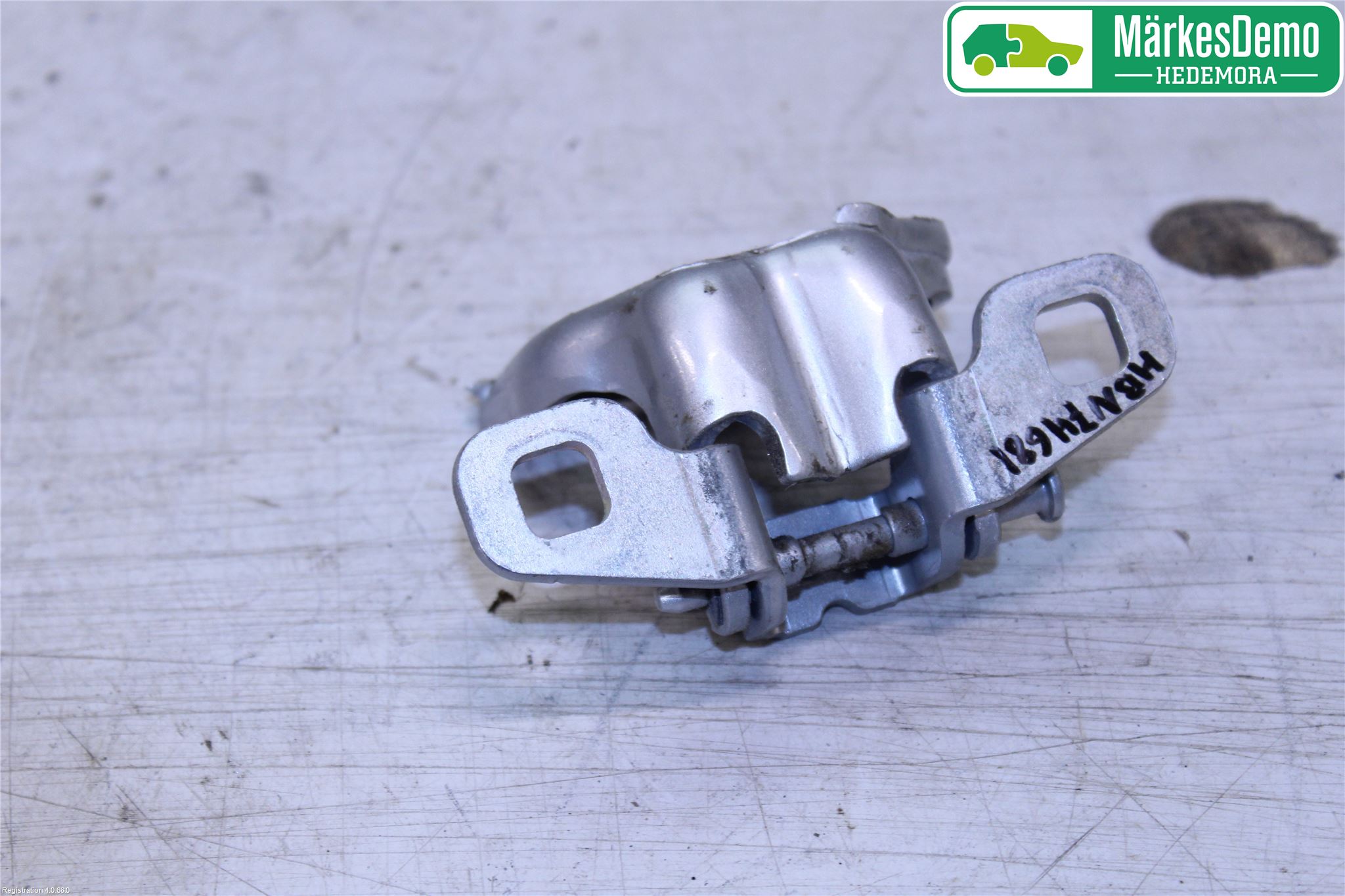 Dacia SANDERO/STEPWAY 13-20 Dörrgångjärn