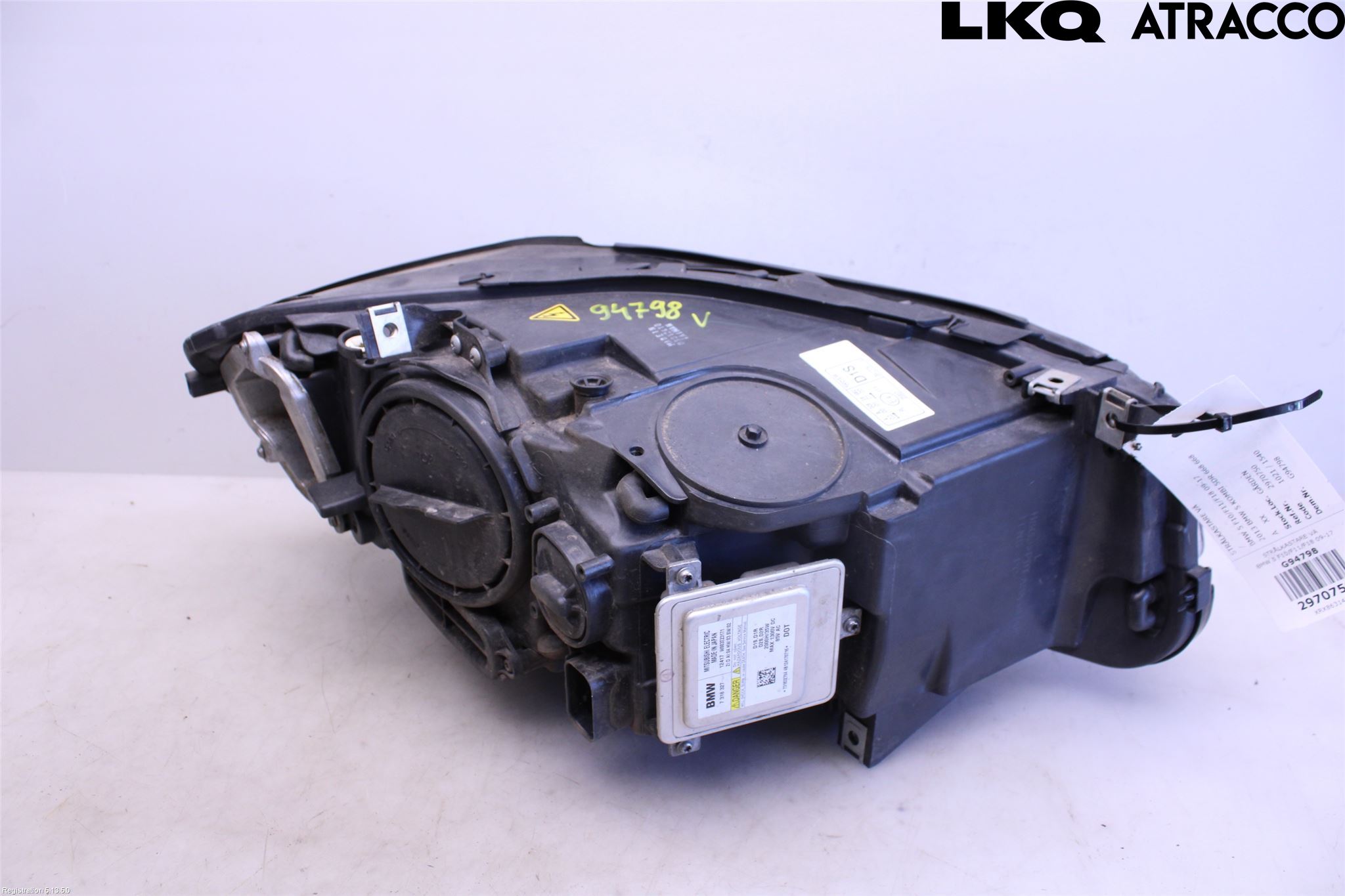 BMW 5 F10/F11/F18 09-17 Strålkastare Vänster