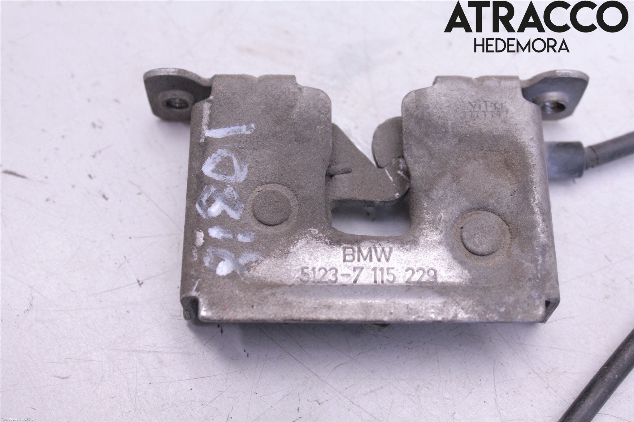 BMW 5 E60/61 Sed/Tou 02-10 Huvlås