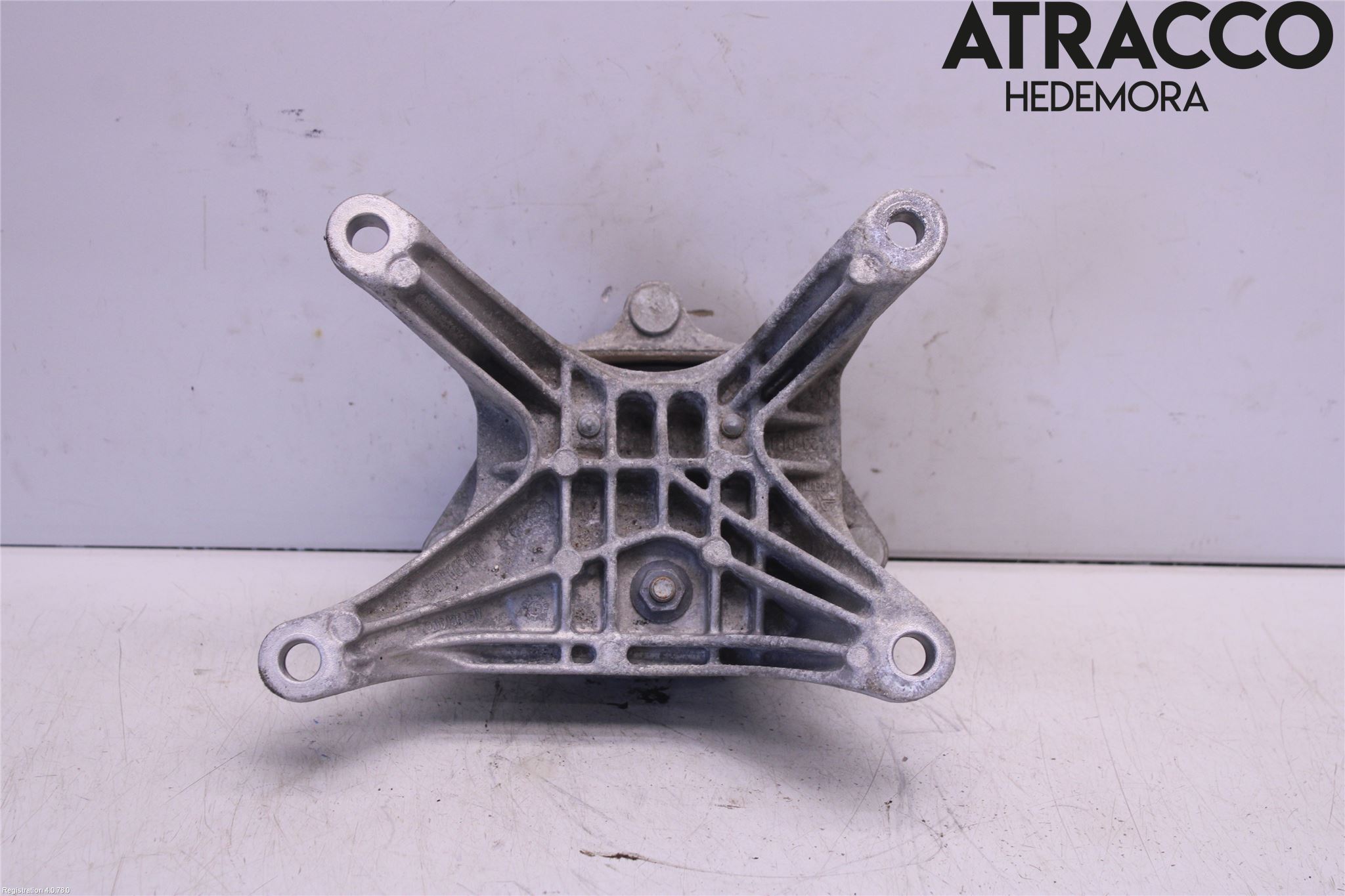 Audi A4/S4 B9 16-19 Växellådskudde