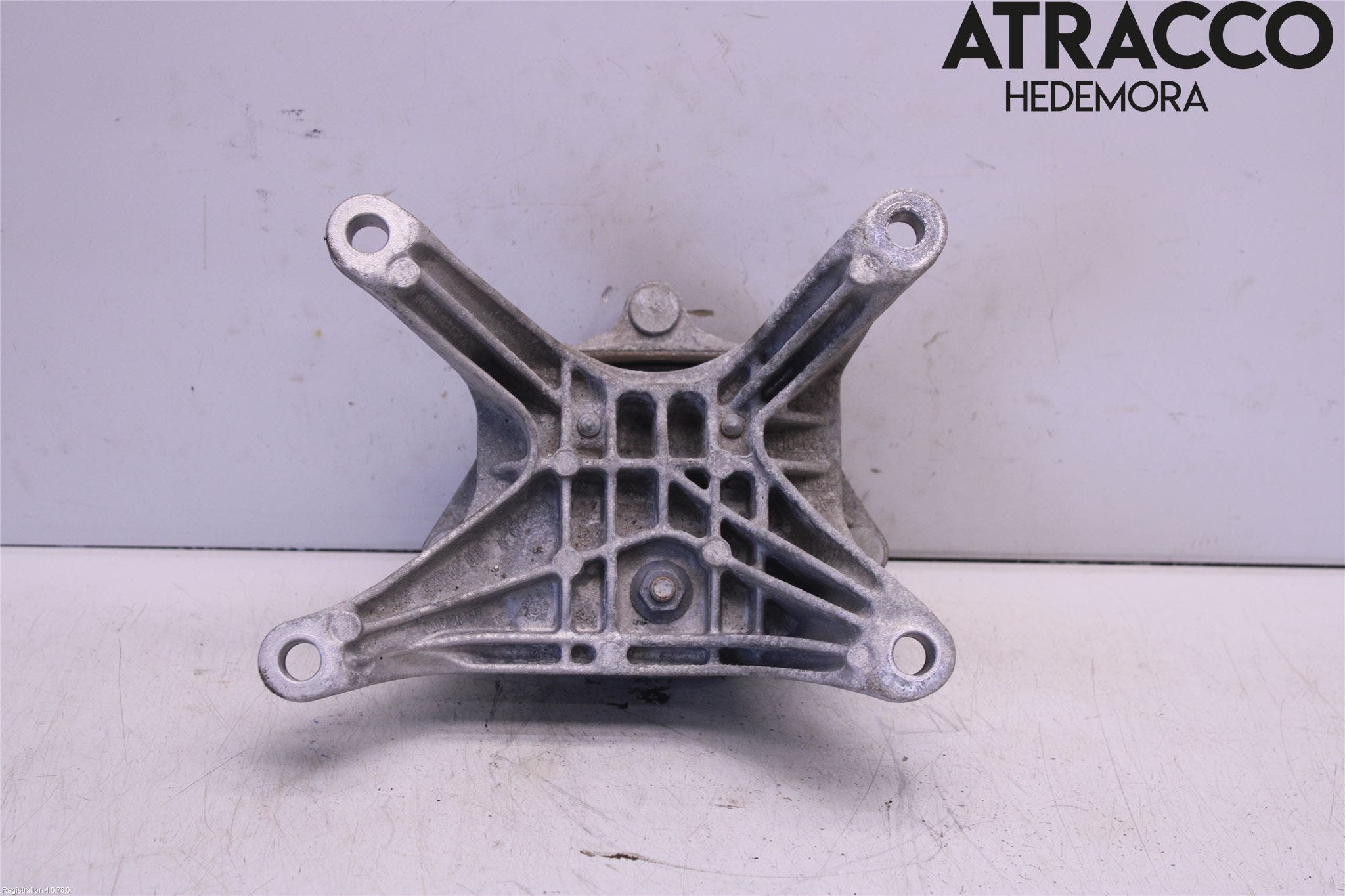 Audi A4/S4 B9 16-19 Växellådskudde