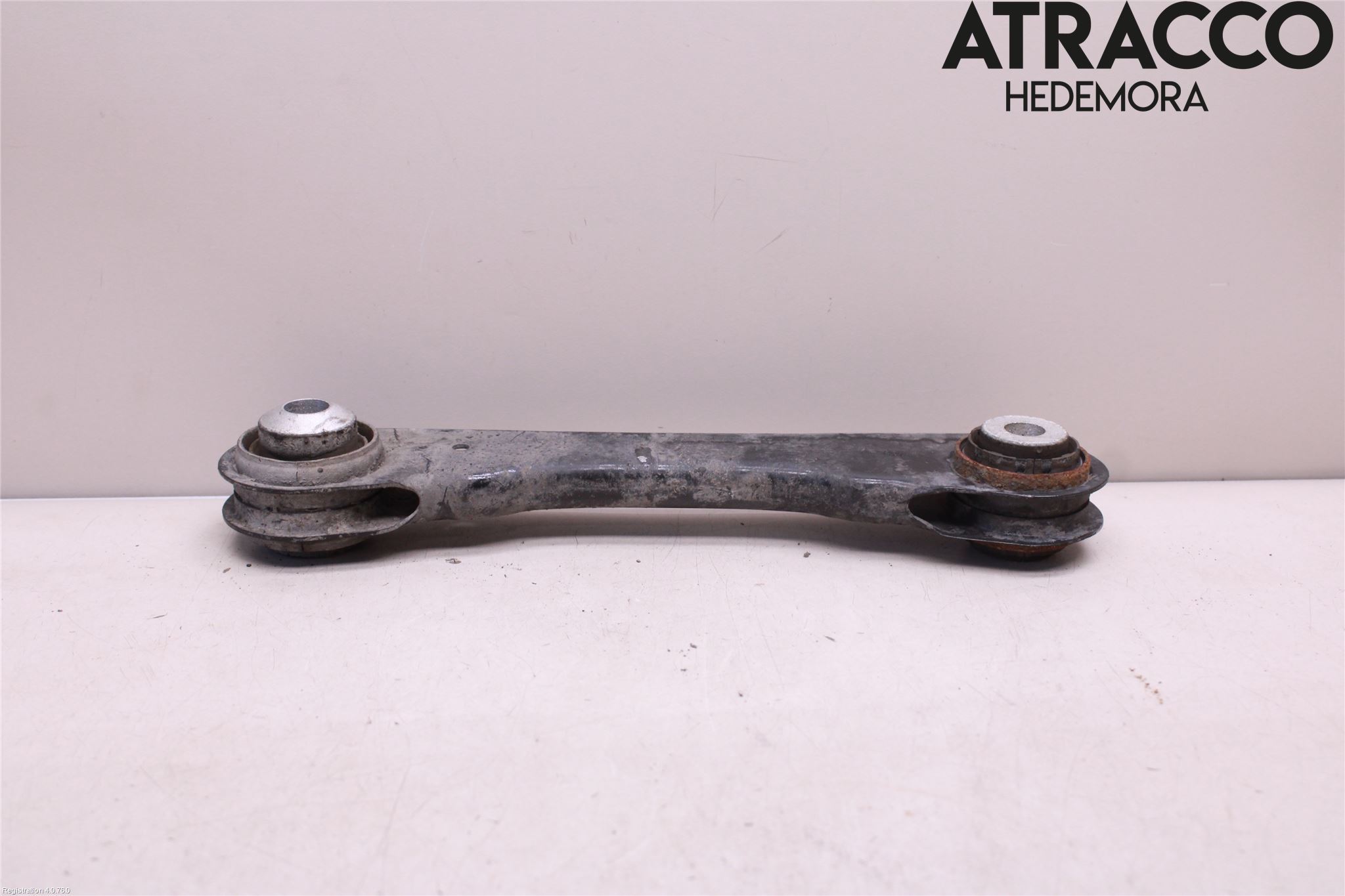BMW 5 G30/G31/F90 17-23 Bärarm Bak Övre Vänster