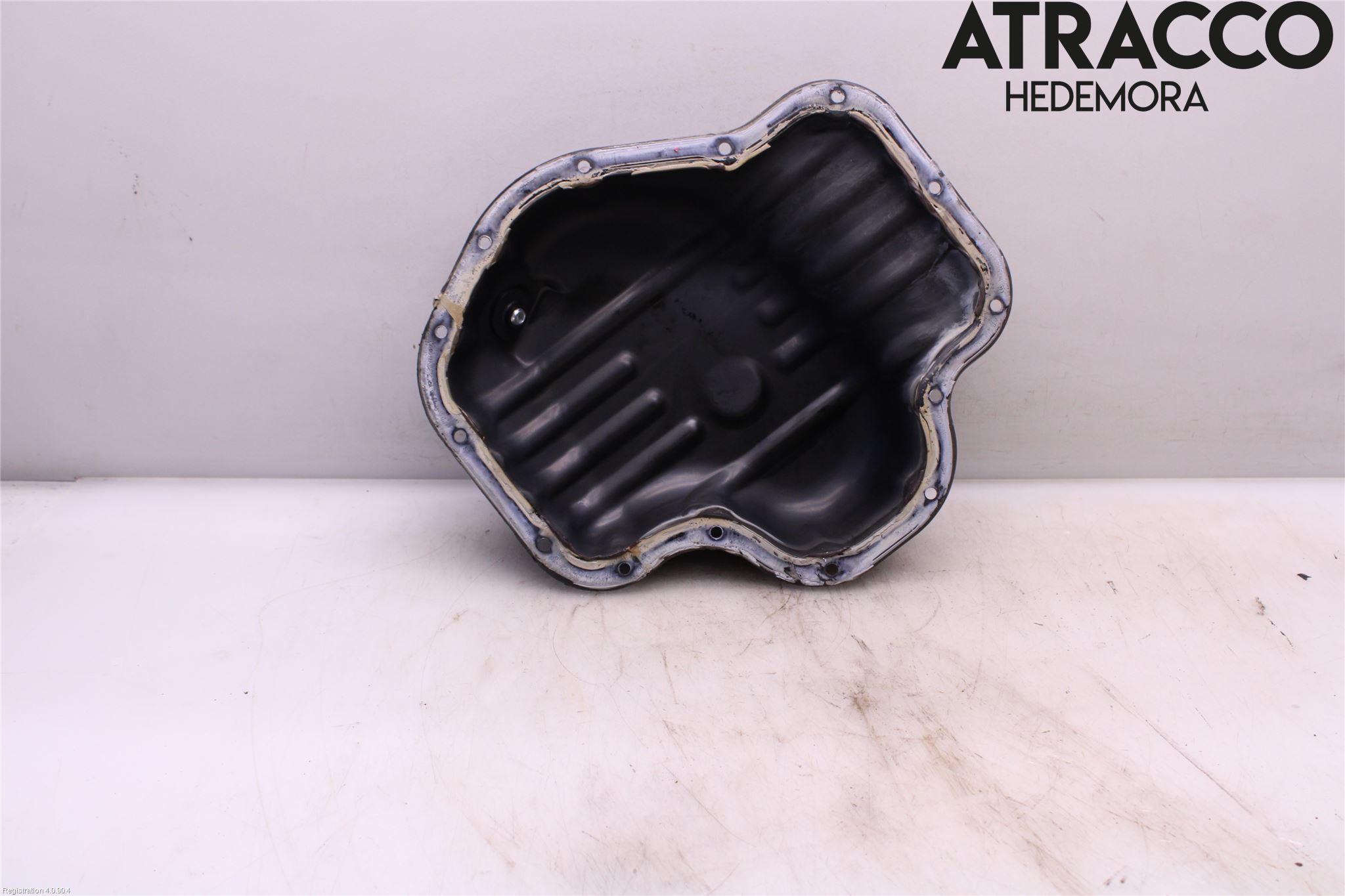 Toyota RAV 4 06-12 Oljetråg