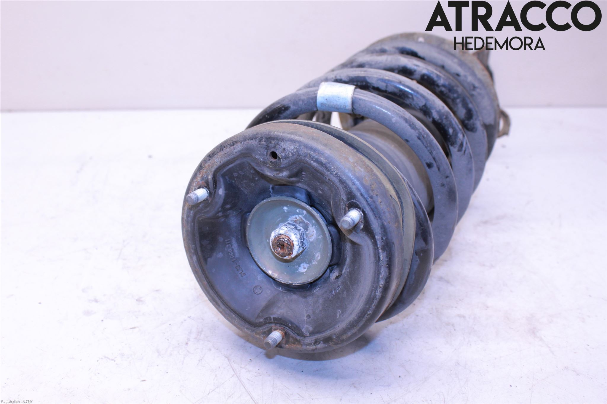 BMW X5 E53     99-06 Fjäderben Fram Höger