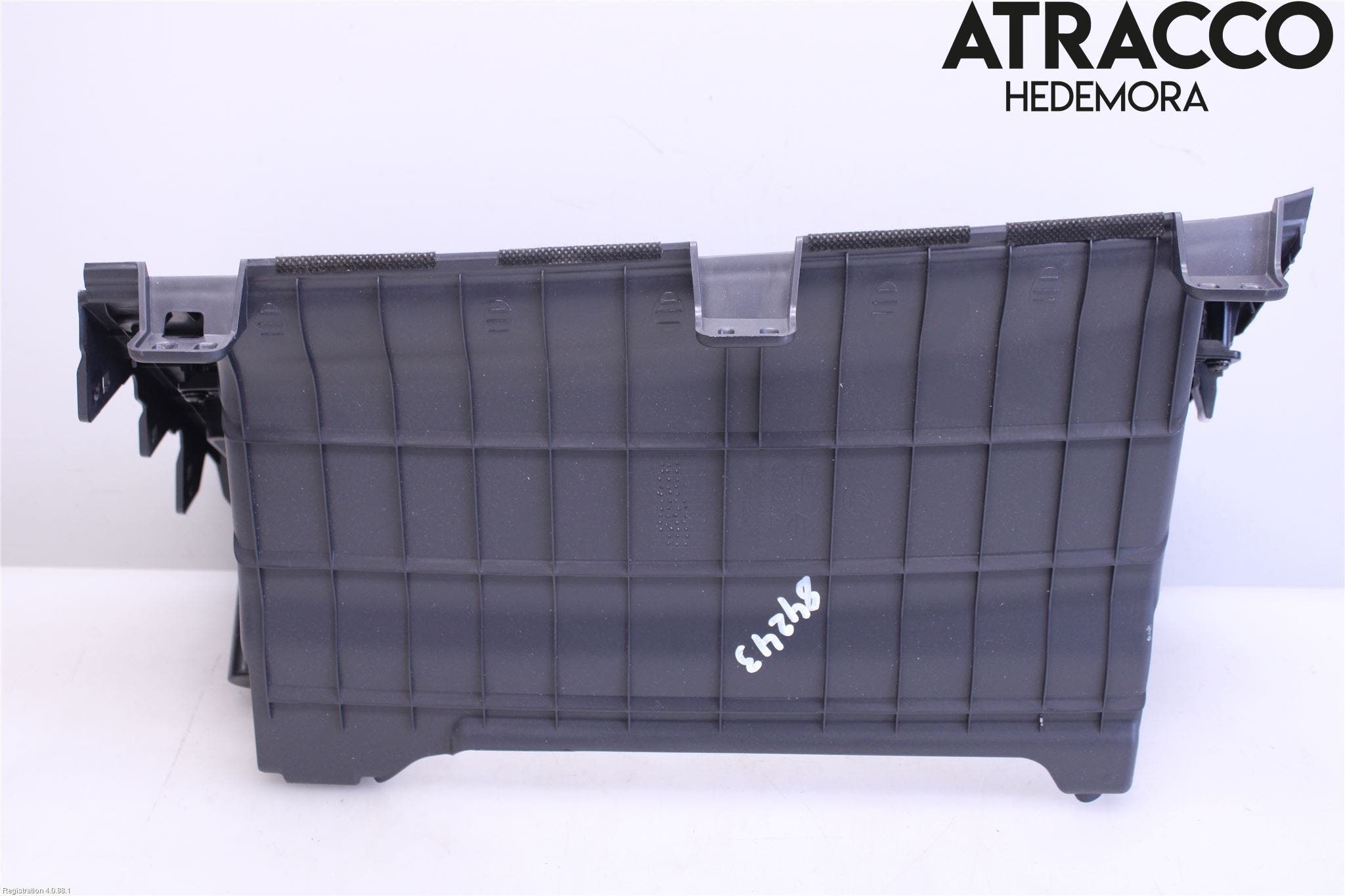 Hyundai IONIQ AE 17-22 Handskfack