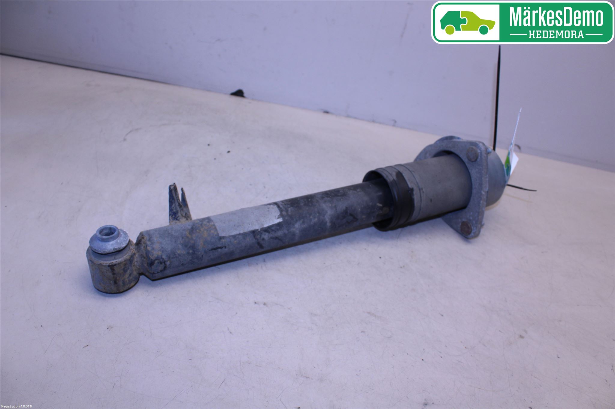 BMW X6 E71/E72   08-14 Stötdämpare Bak