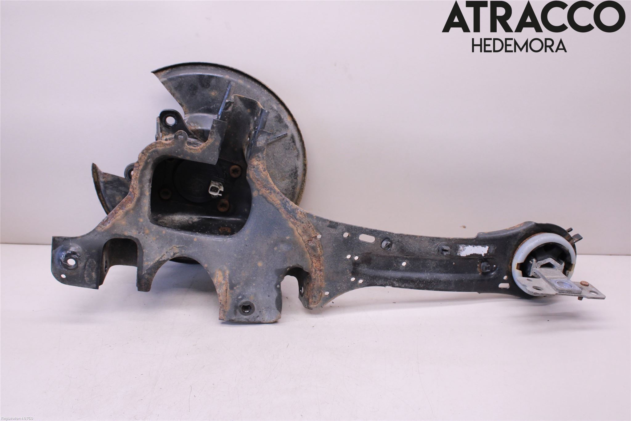 Volvo V60 14-18 Hjullagerhus Bak Vä