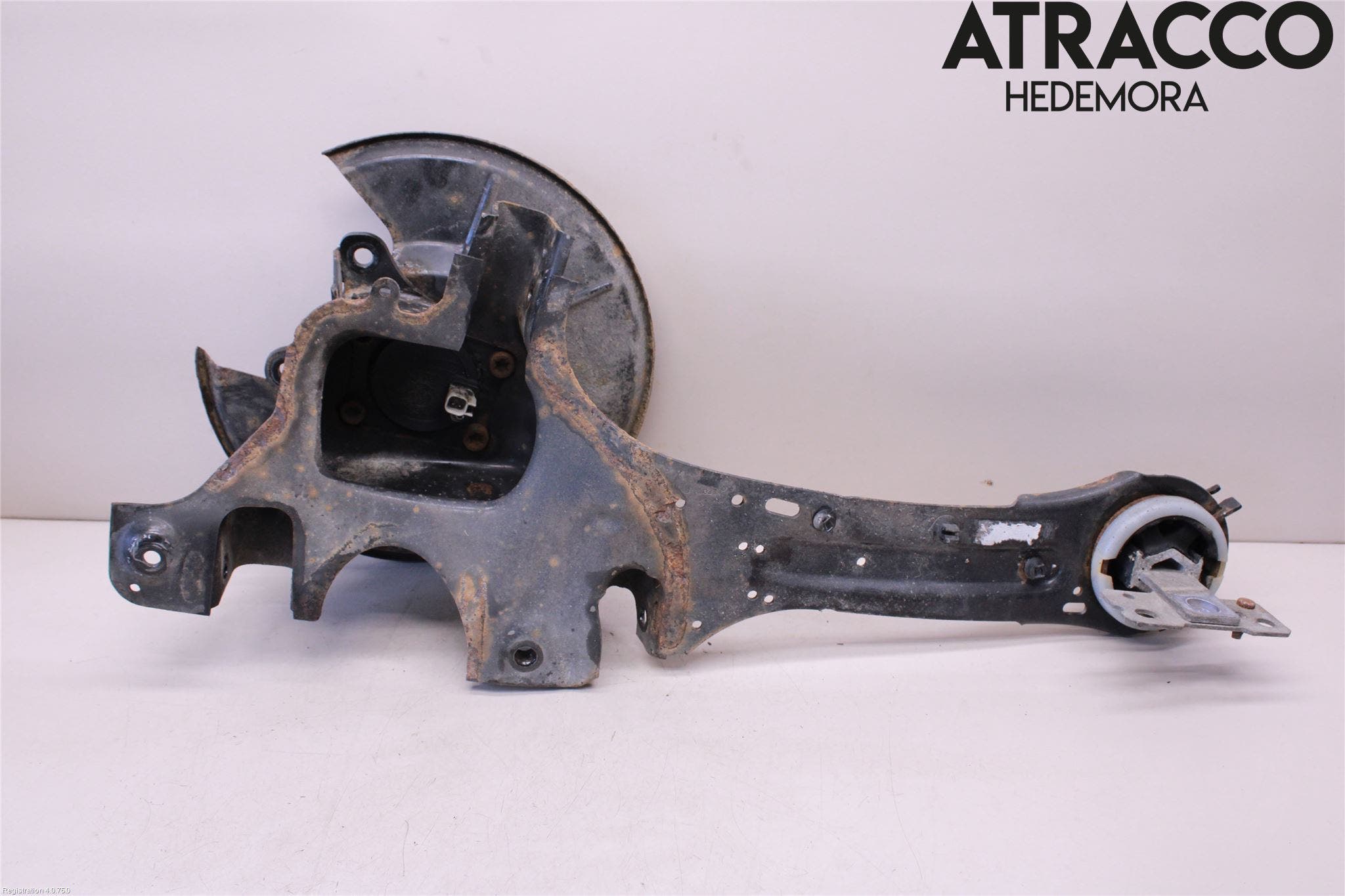 Volvo V60 14-18 Hjullagerhus Bak Vä