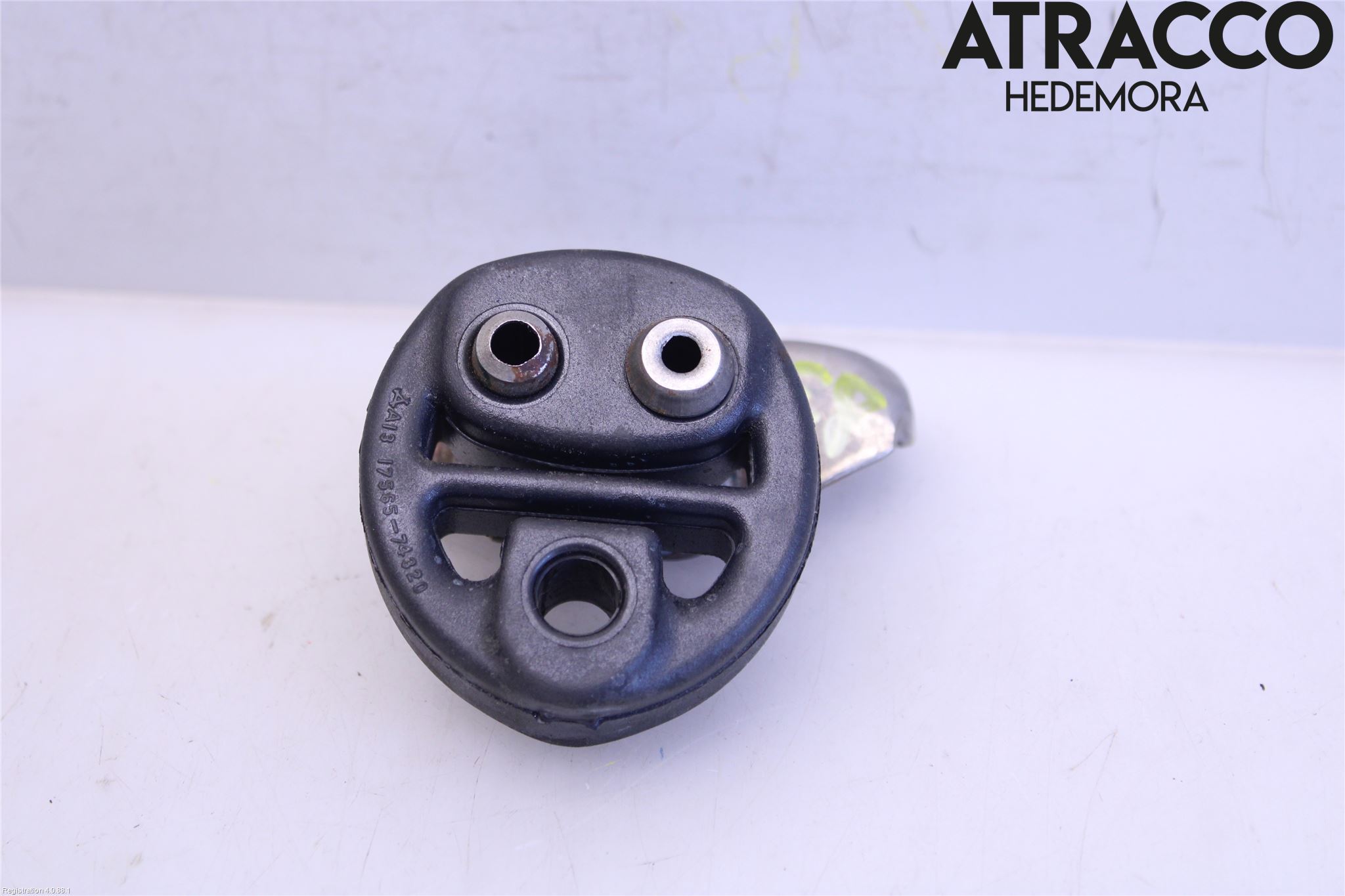 Toyota YARIS CROSS XP21 21- Avgas Monteringsdet