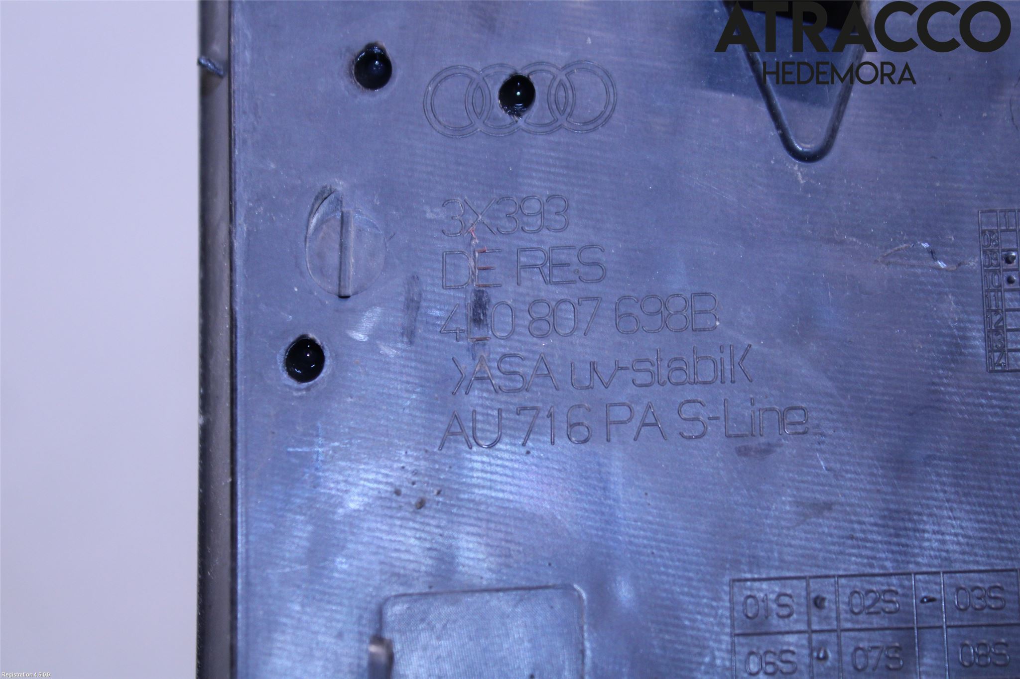 Audi Q7/SQ7 Grilldel Höger