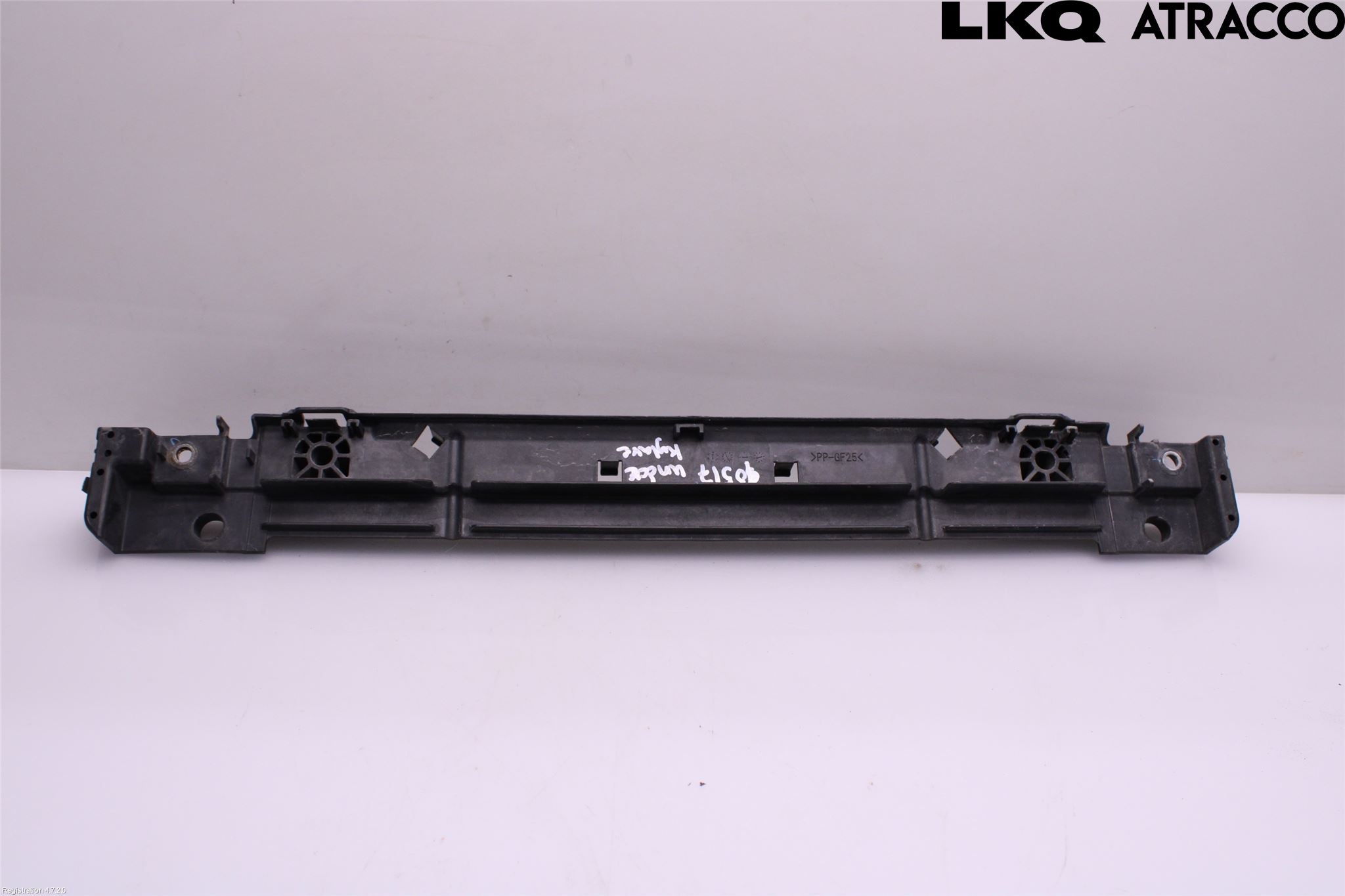 Lexus CT 200h Kylarfäste-Ram-Balk