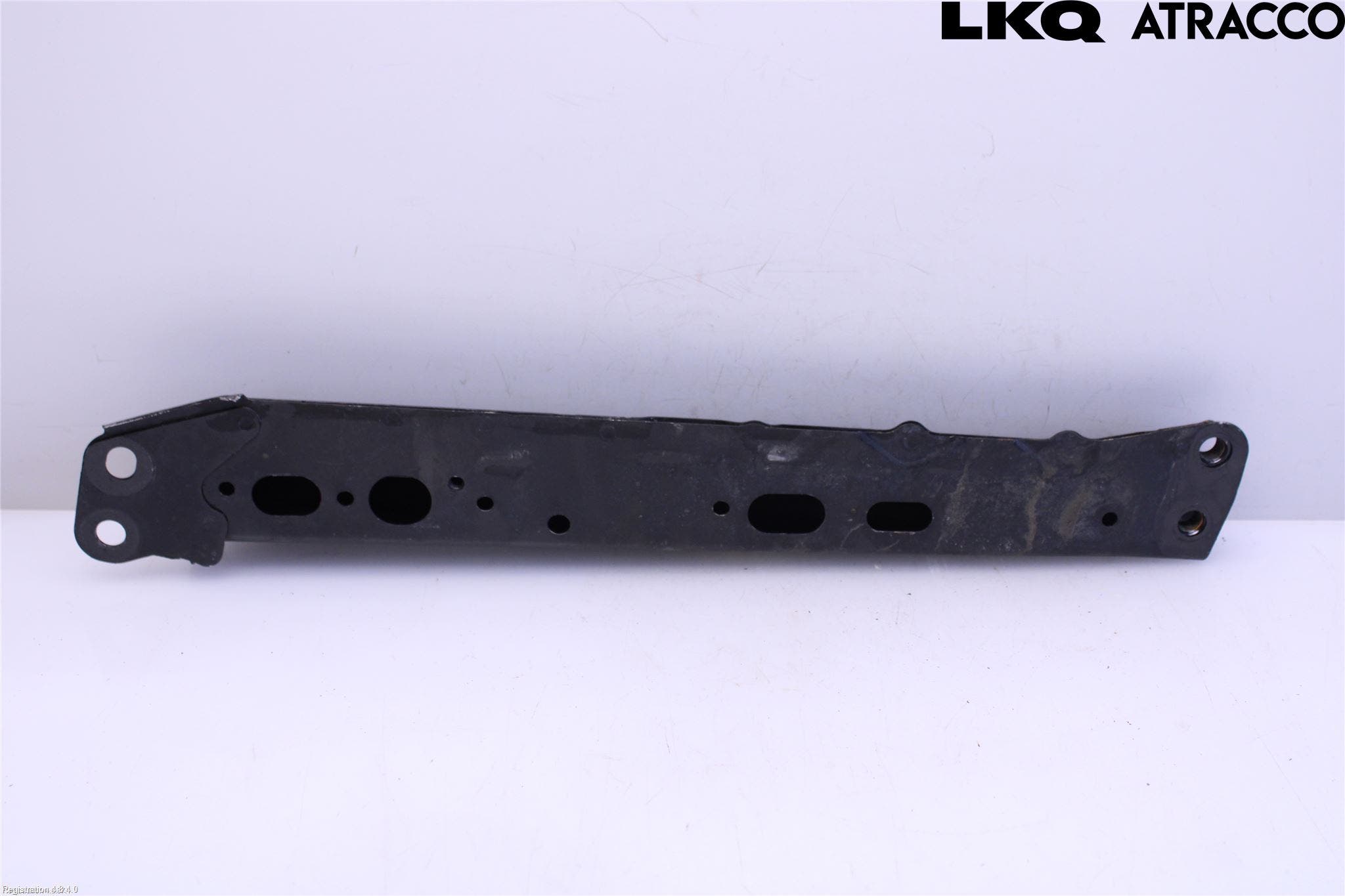 Toyota AURIS 13-19 Kylarfäste-Ram-Balk