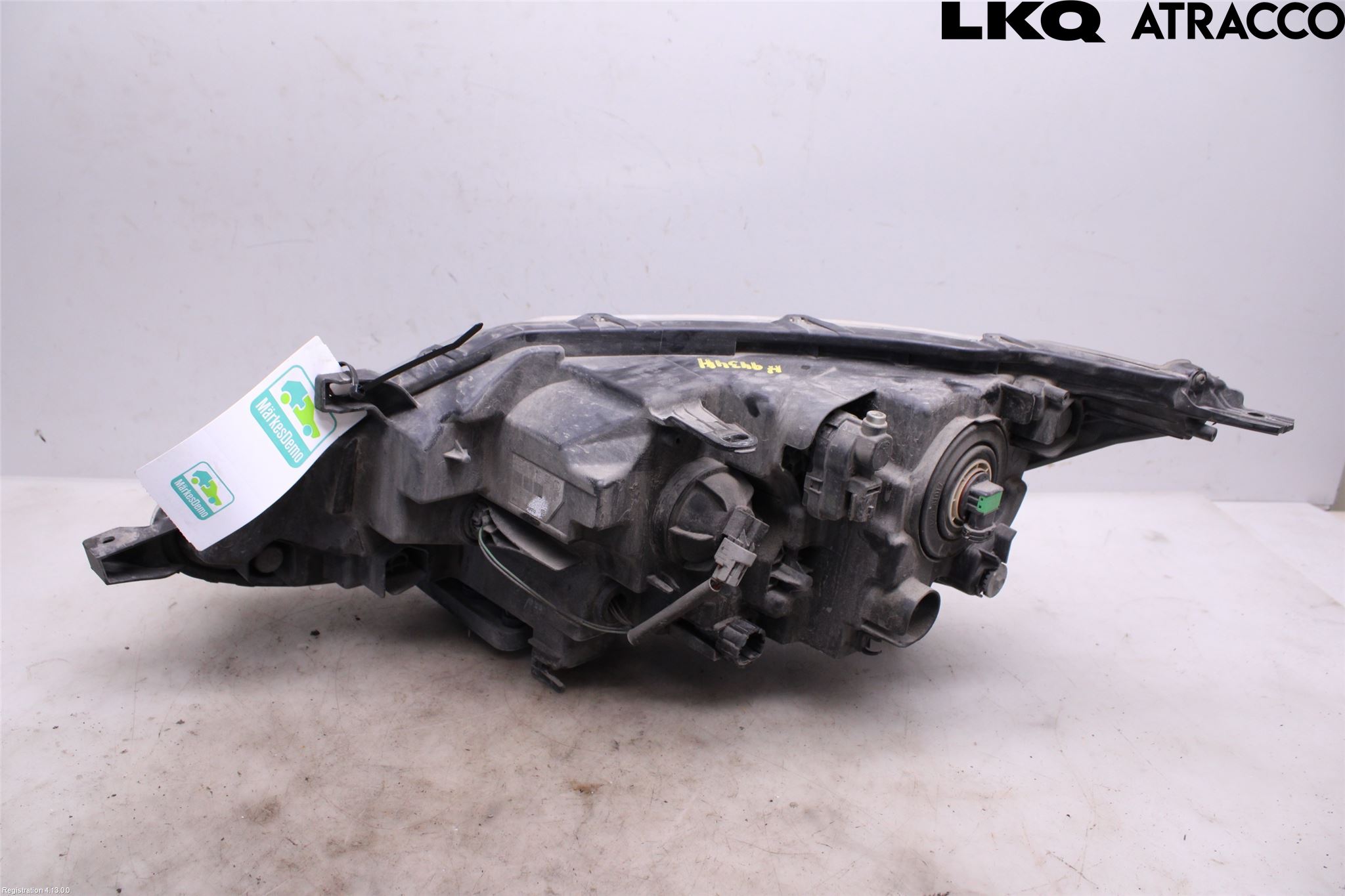Nissan QASHQAI 14-17 Strålkastare Höger
