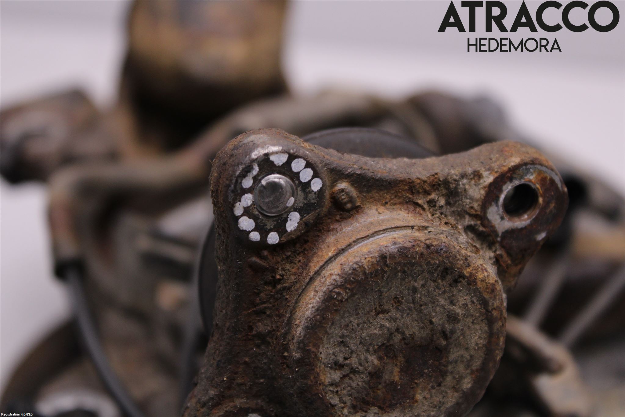 Mitsubishi L200 06-15 Styrspindel Lagerhus Hö