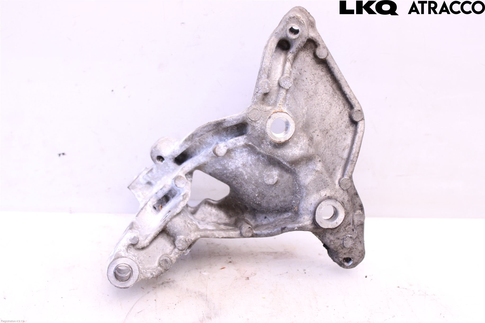 Volkswagen VW CRAFTER II / E-CRAFTER 17- Ac Kompressor-Fäste