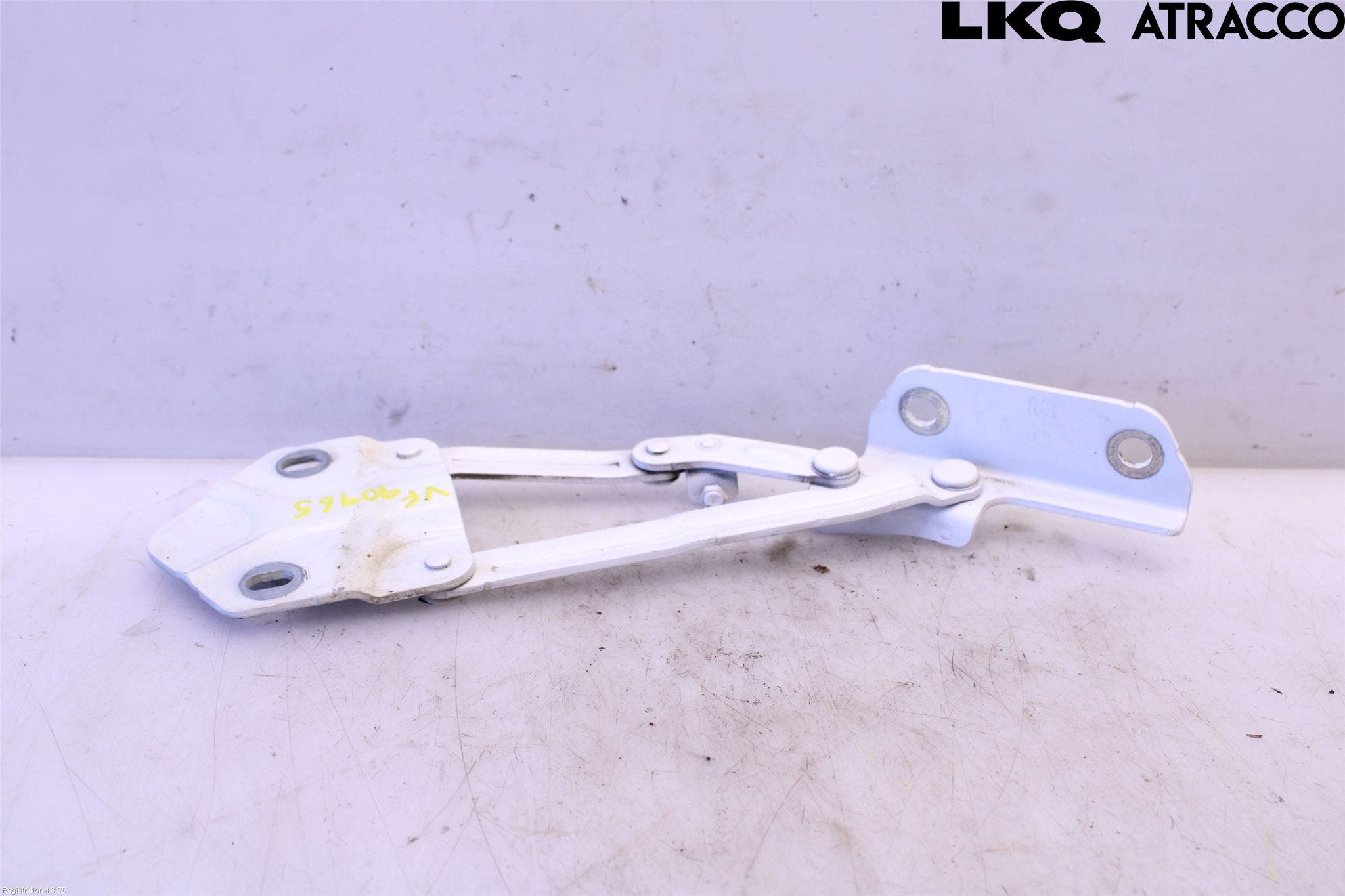 Volkswagen VW CADDY 11-15 Huvgångjärn