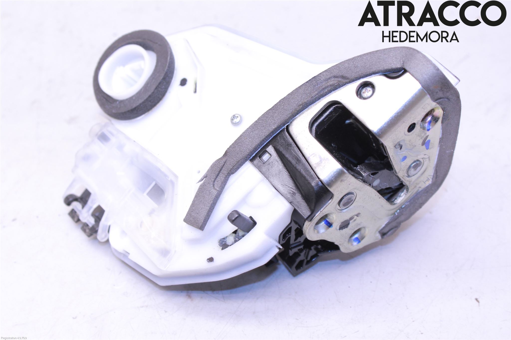 Toyota HILUX 16- Låskista-Dörrlås