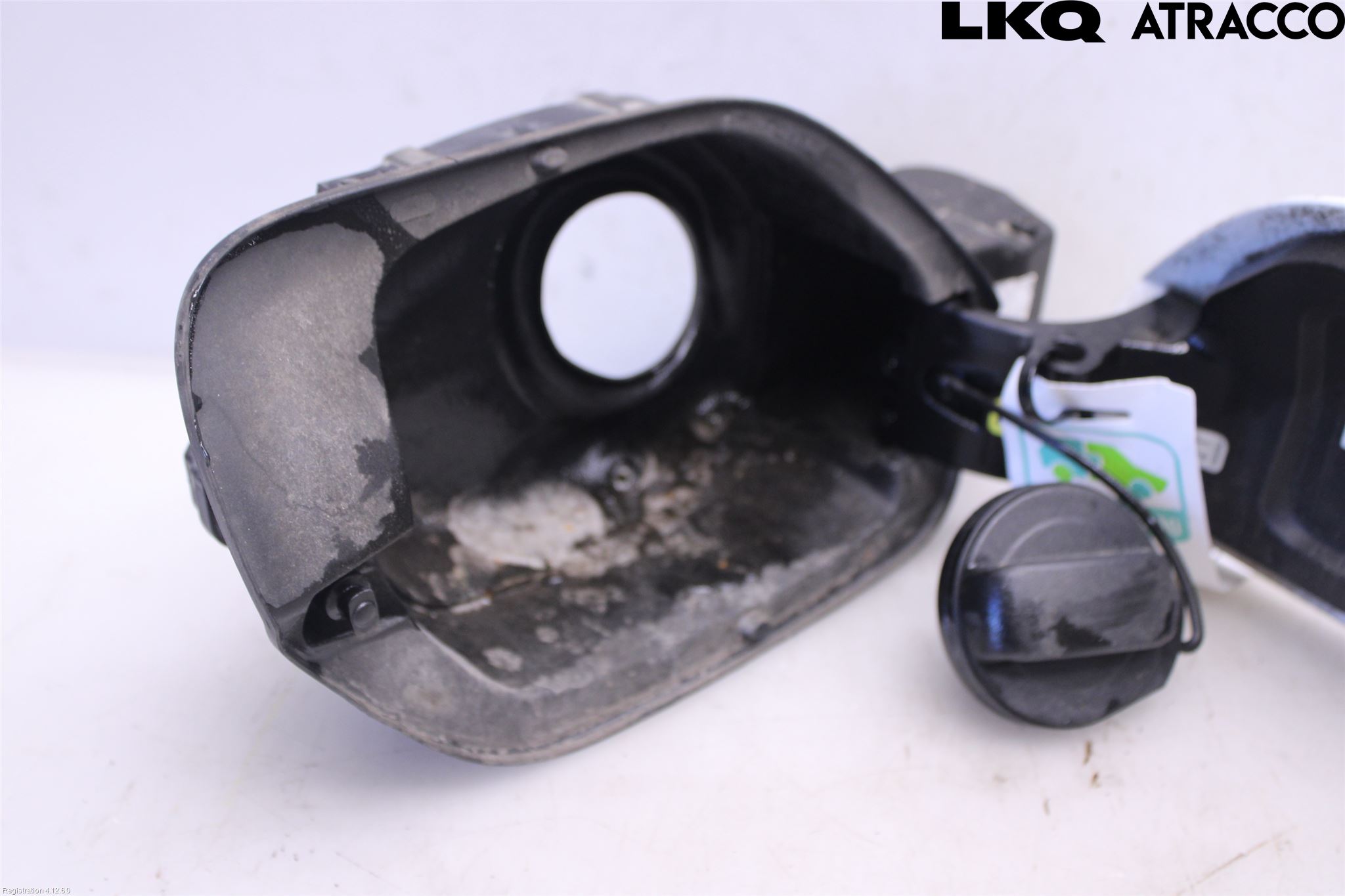 Volkswagen VW PASSAT 15-19 Tanklucka