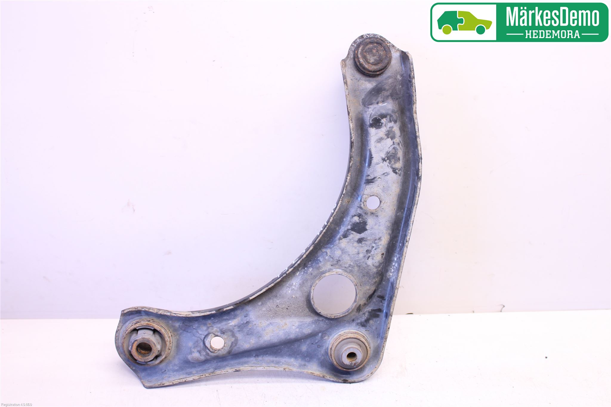 Nissan NOTE E12 14-20 Bärarm Fram Undre Hö