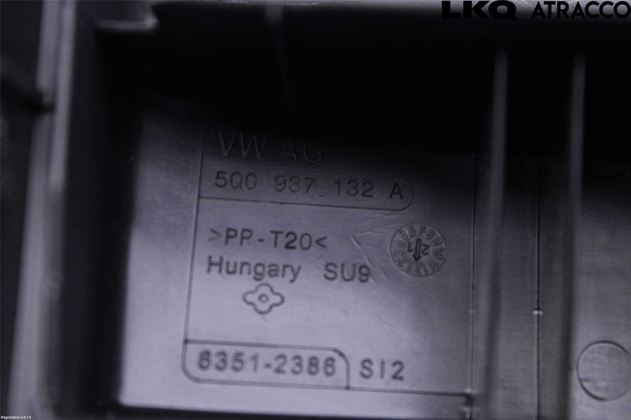 Audi Q3 F3 19- Säkringsdosa-Elcentral Lock