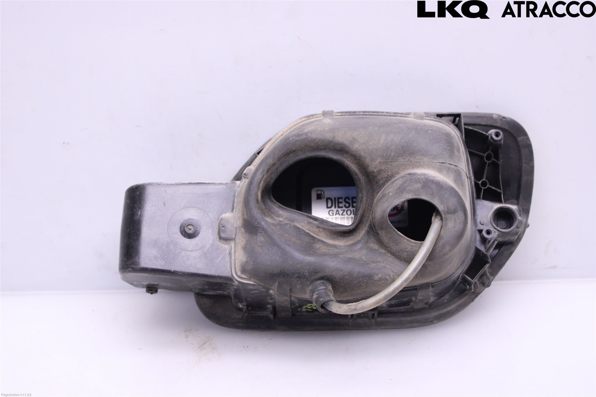 Volkswagen VW PASSAT 15-19 Tanklucka