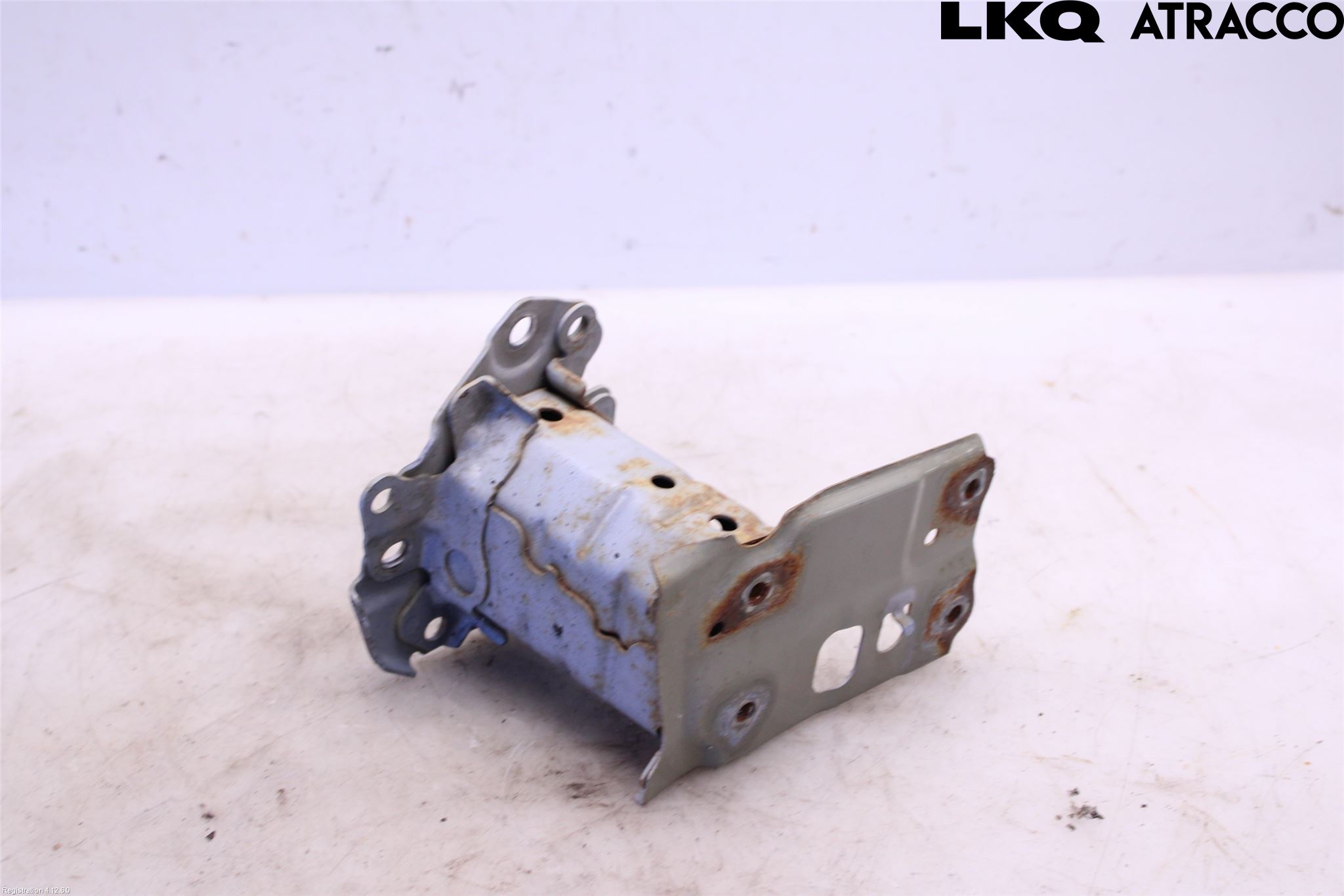 Toyota AURIS 13-19 Stötfångarbärjärn Bak
