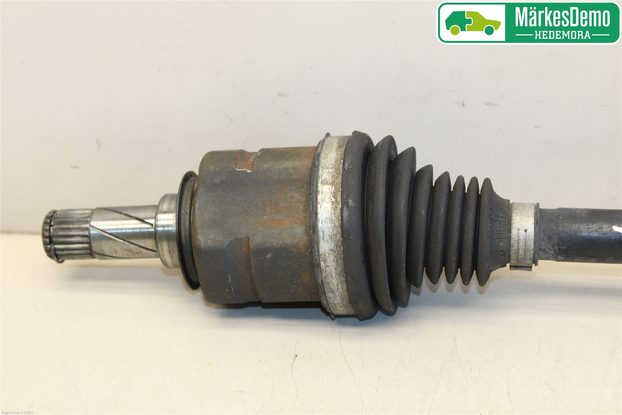 Opel CORSA D 07-14 Drivaxel Fram Vänster