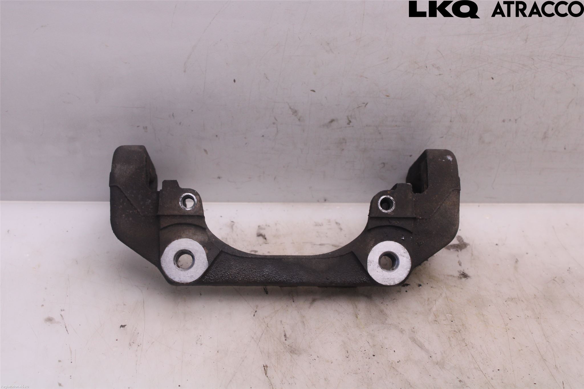 BMW 7 E65/66    00-08 Bromsokshållare