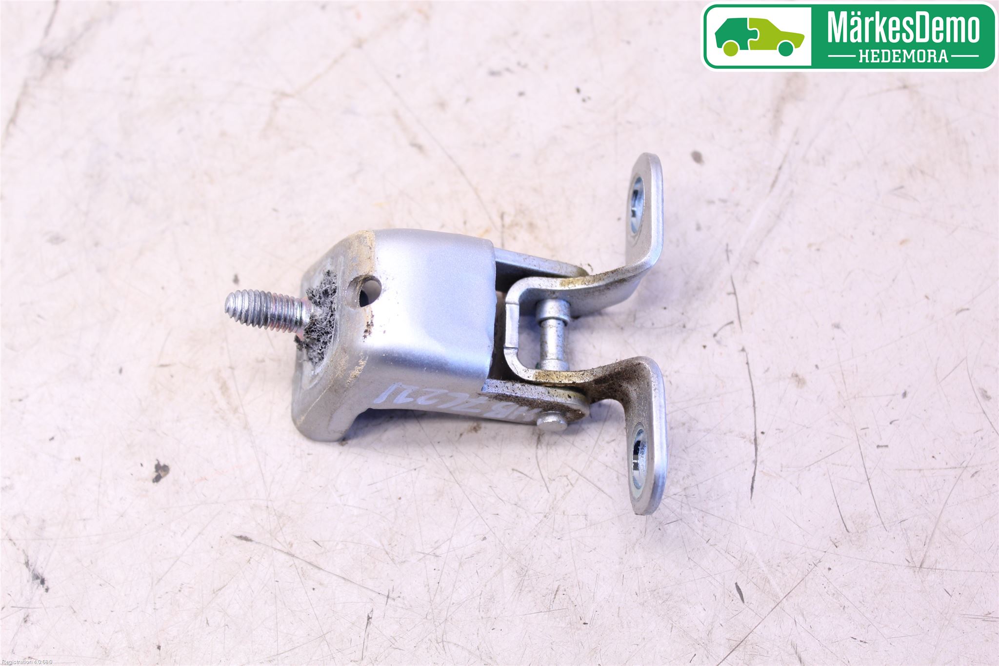 Citroen C3 10-17 Bakluckegångjärn Hö