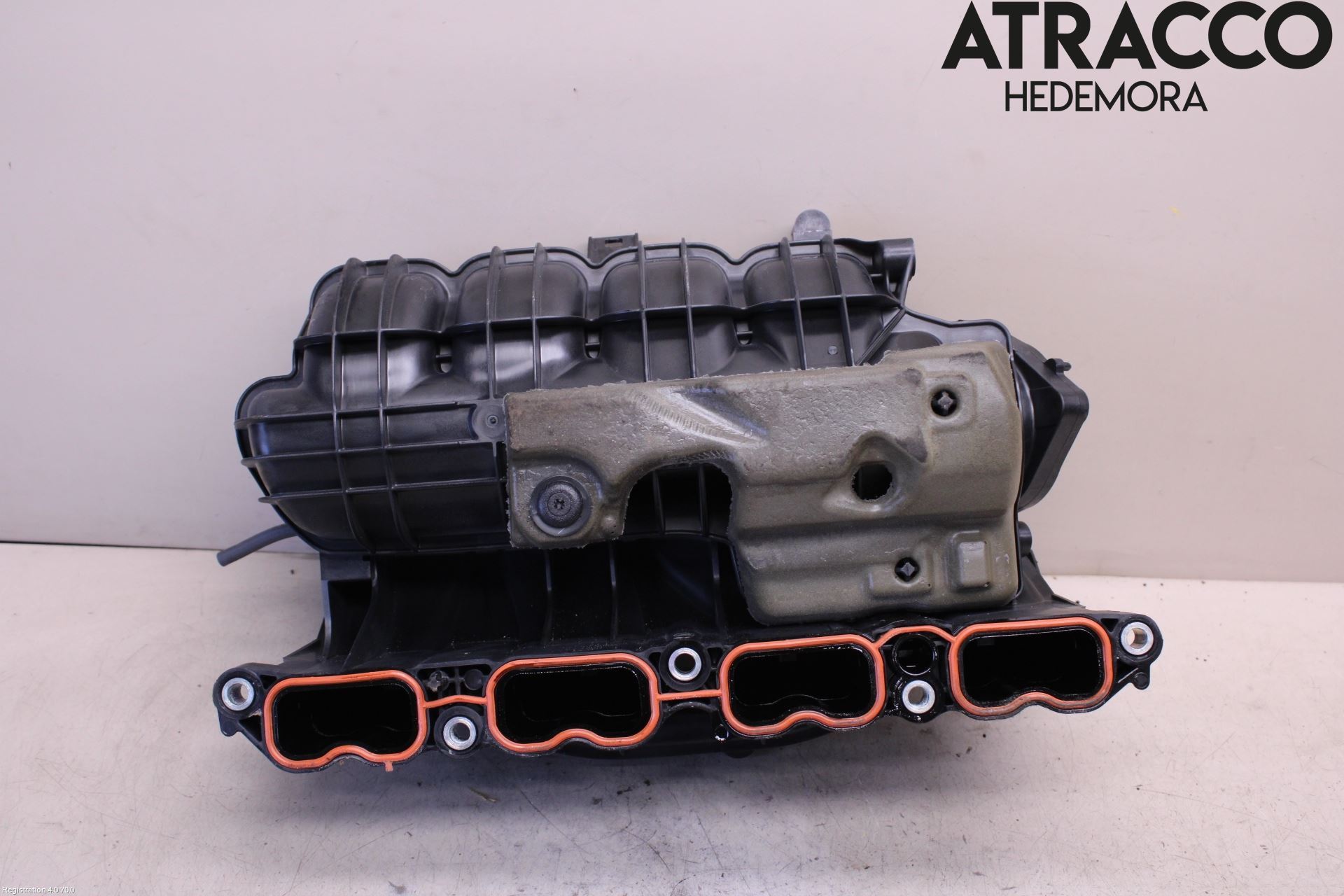 Toyota RAV4 19- Grenrör Insug