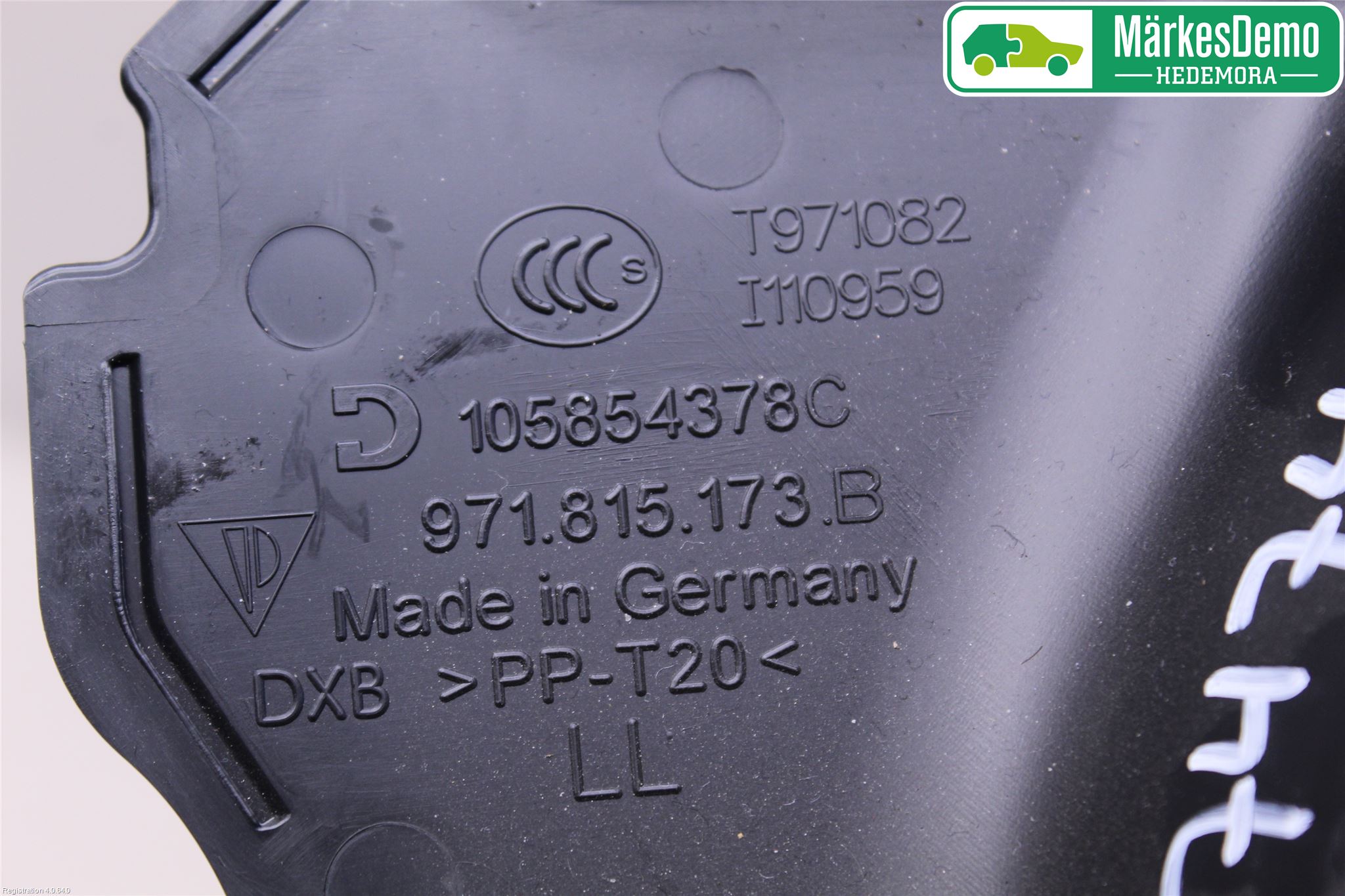 Porsche PANAMERA 09- Instrumentbräda Sparkskydd