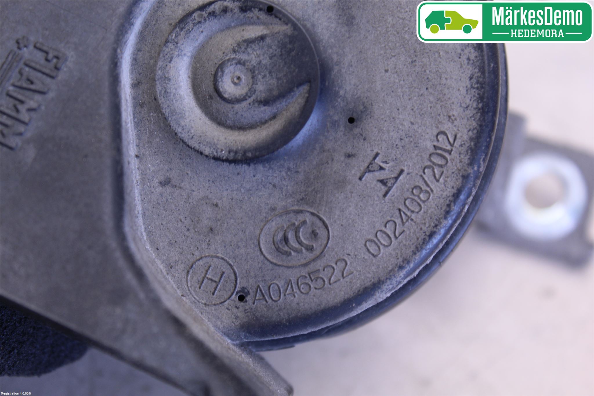 Nissan QASHQAI 10-14 Signalhorn